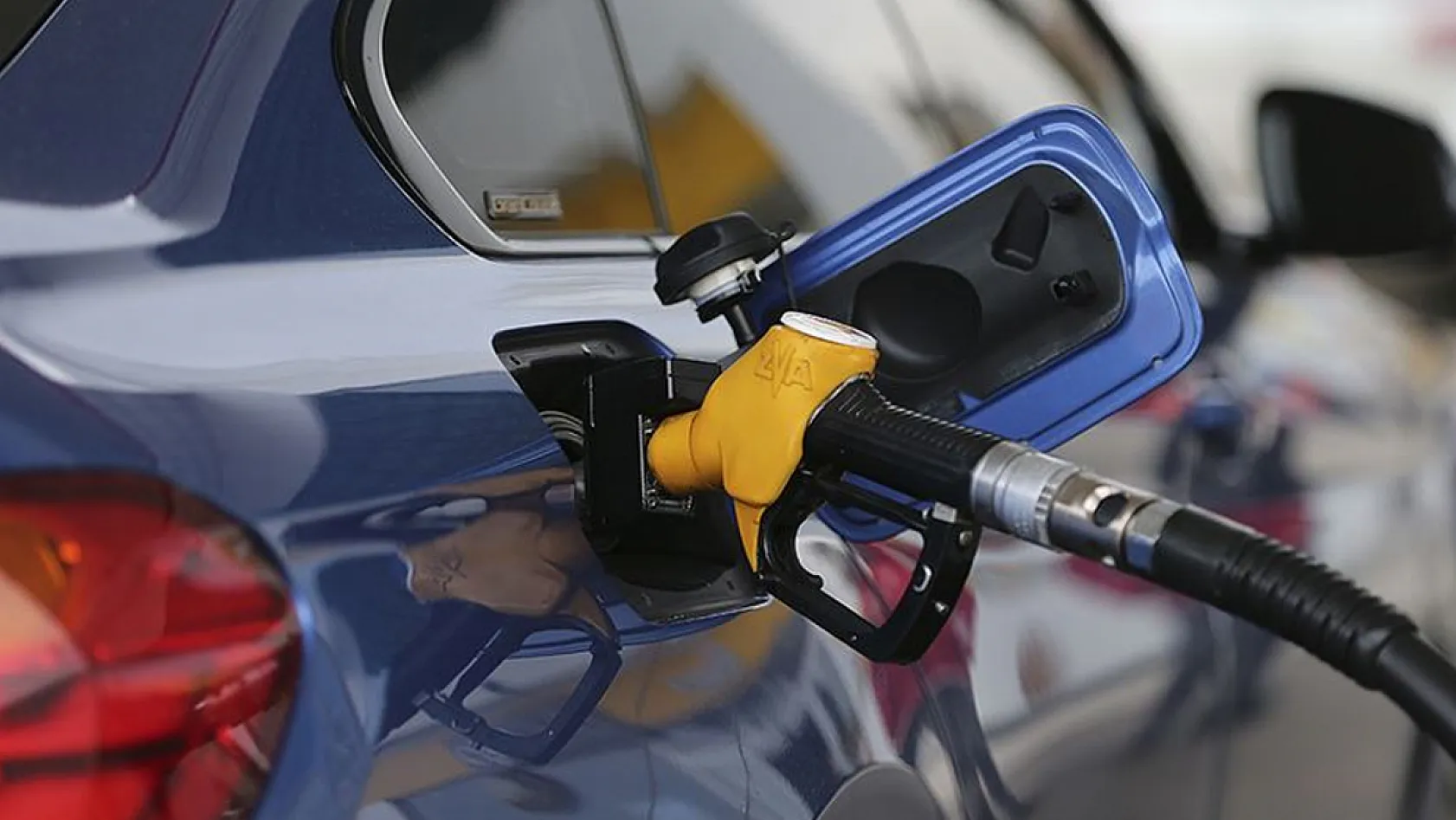 Akaryakıta büyük zam! Motorin fiyatı 90 TL'ye dayandı