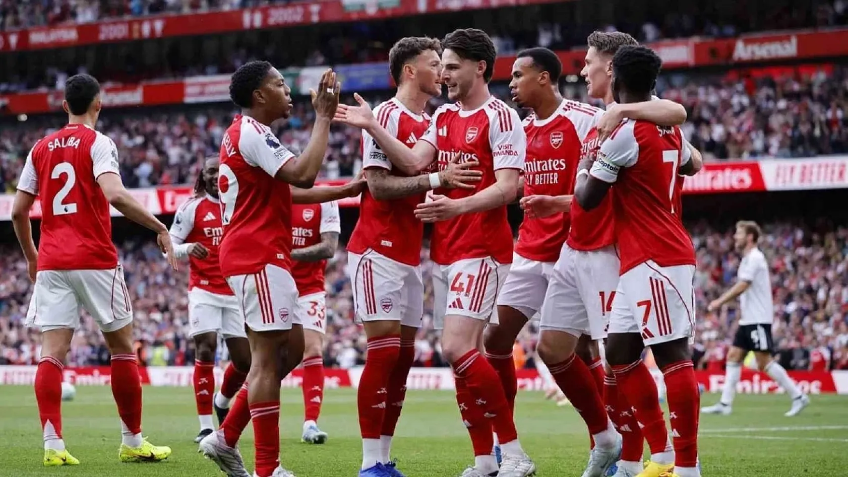 Arsenal Tarih Yazdı! 22 Yıl Sonra Premier Lig Şampiyonluğu Geldi