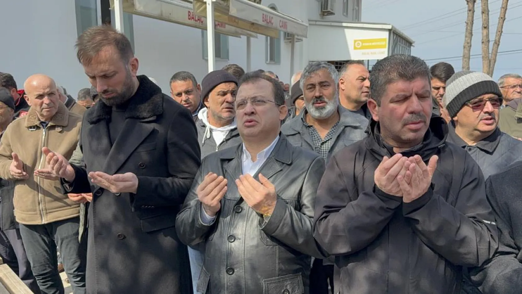 Kıbrıs gazisi son yolculuğuna uğurlandı