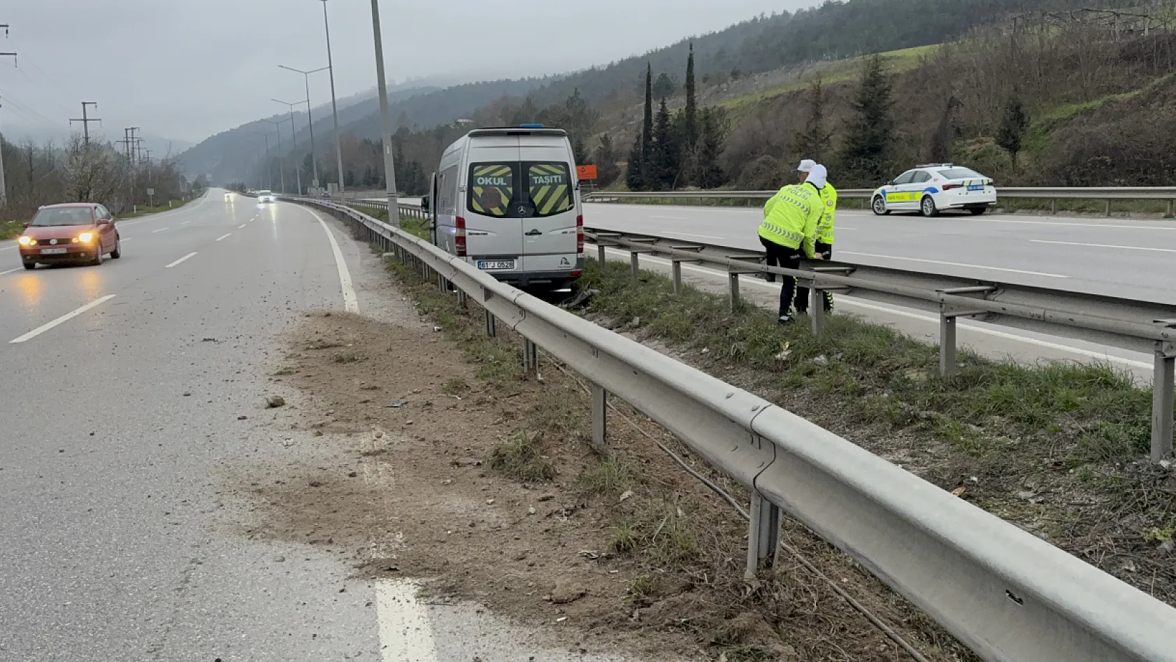 Samsun Atakum'da Tur Minibüsü Kazası: 4 Yaralı!