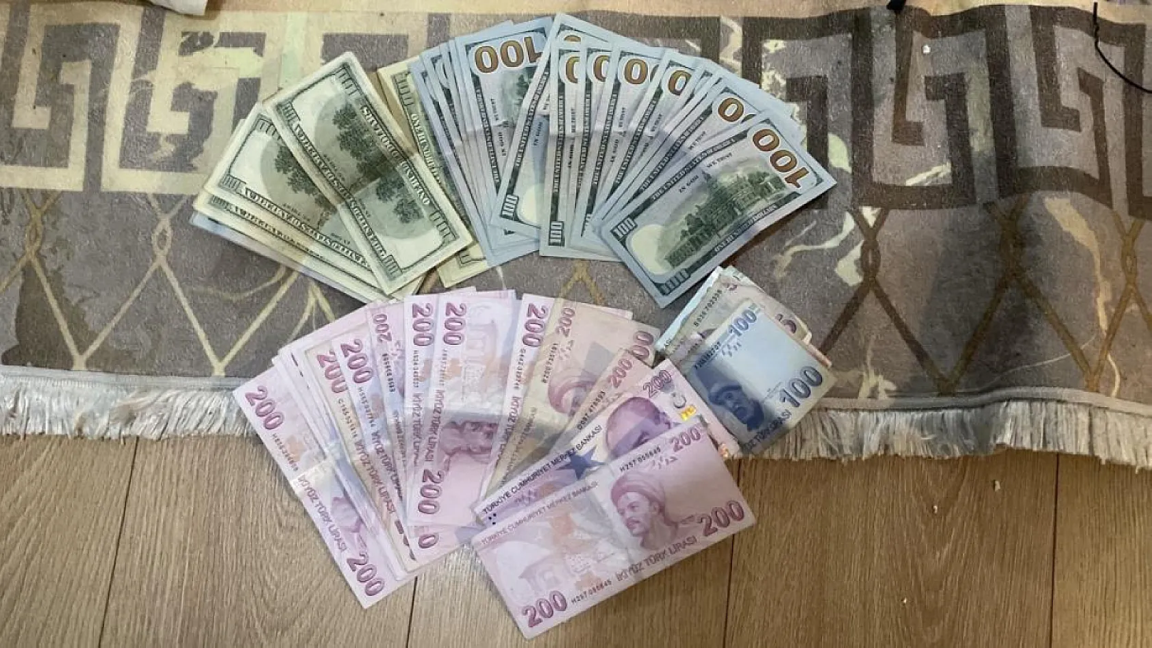 Samsun'da Film Gibi Hırsızlık: 10 Evden 5 Milyonluk Vurgun