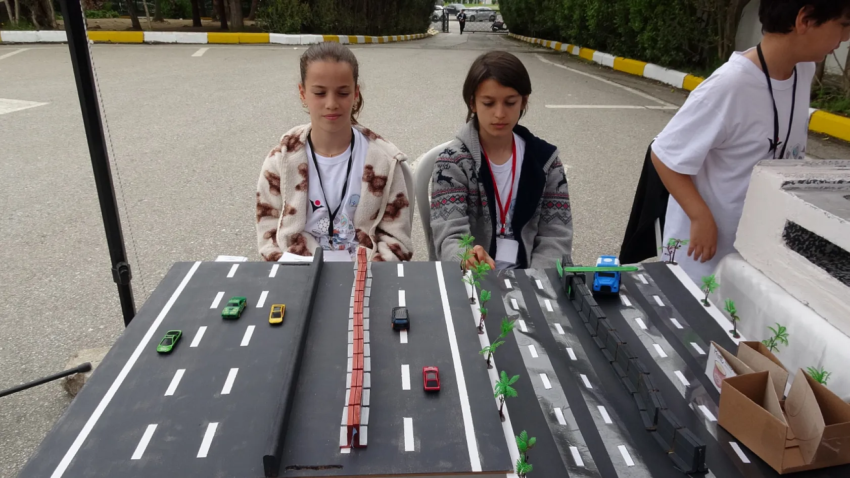 Samsunlu ortaokul öğrencilerinden çevre ve trafiğe akıllı çözümler