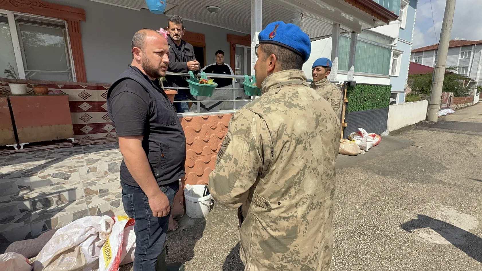 Yeşilırmak taştı! Mahalle ve köyler boşaltılıyor...