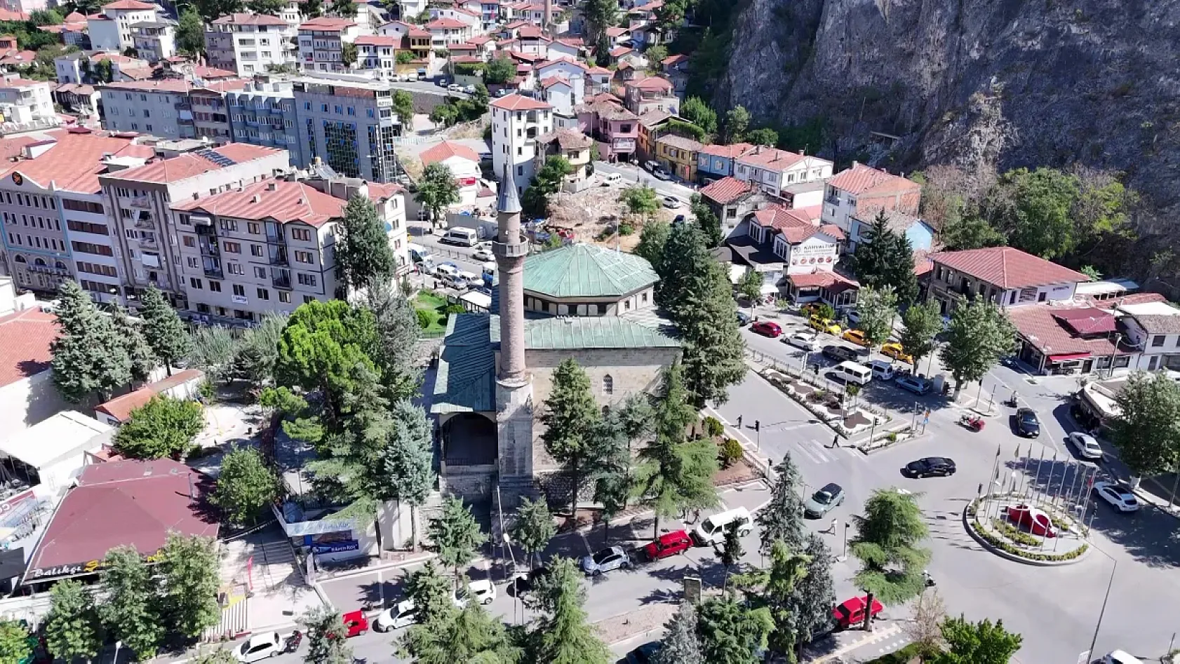 Trafiğin Dili Değişti: Kornasız Sokaklar, Yayaya Saygı