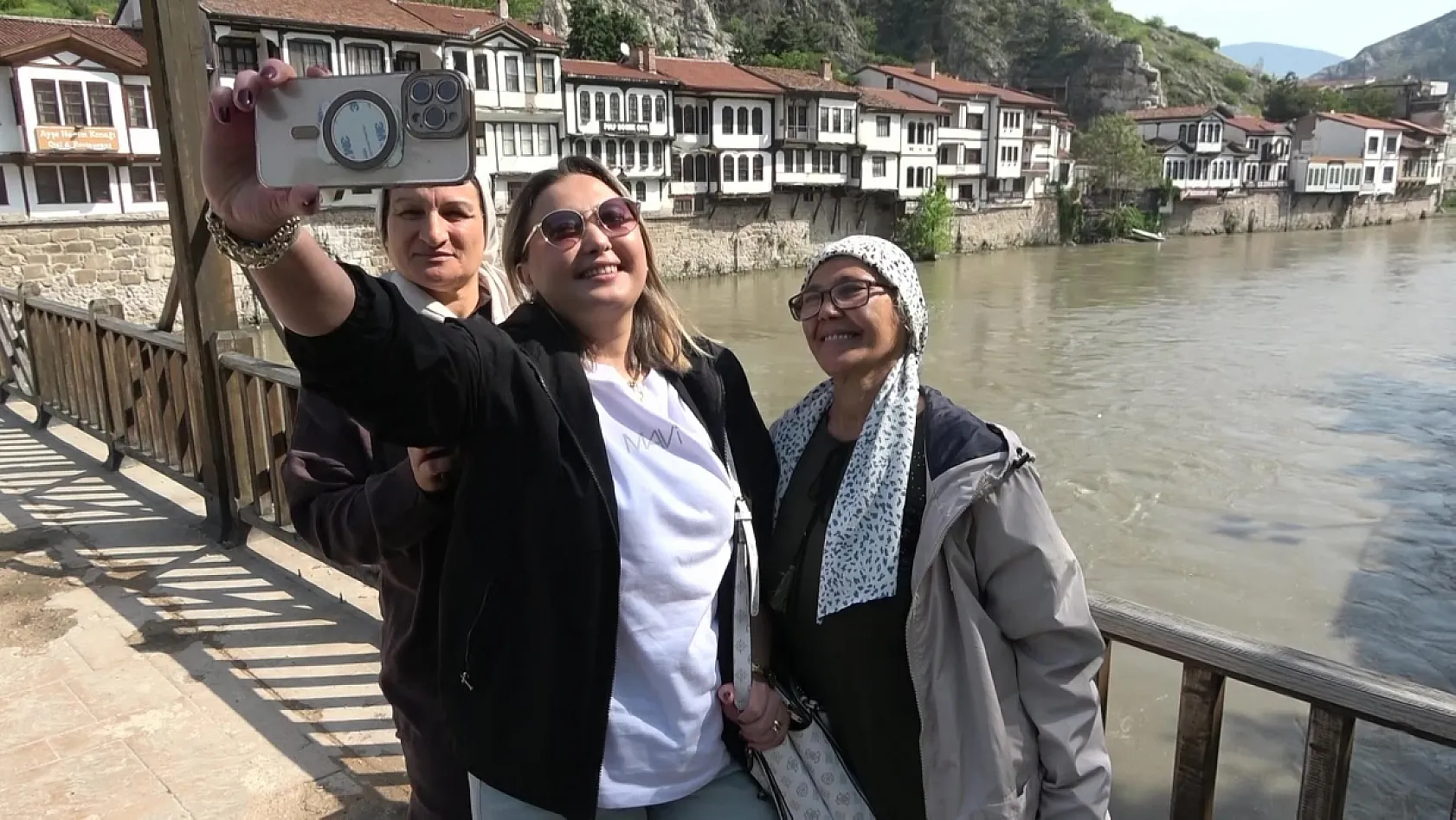 Trafiğin Dili Değişti: Kornasız Sokaklar, Yayaya Saygı