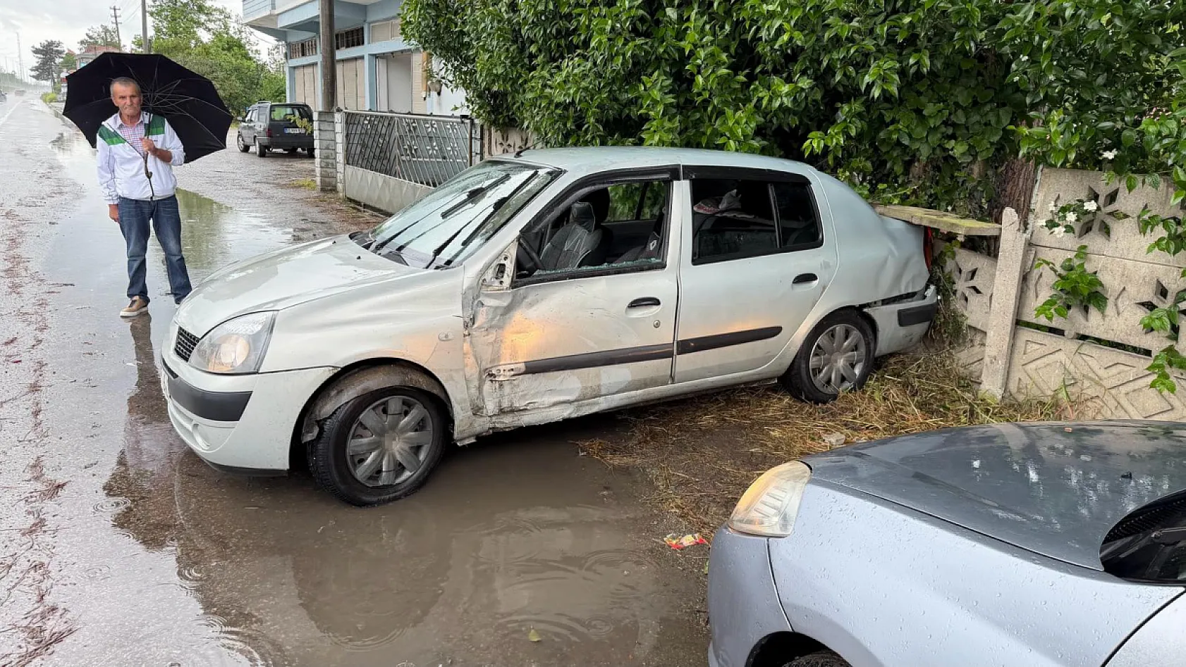 Samsun'da düğün yolunda feci kaza!