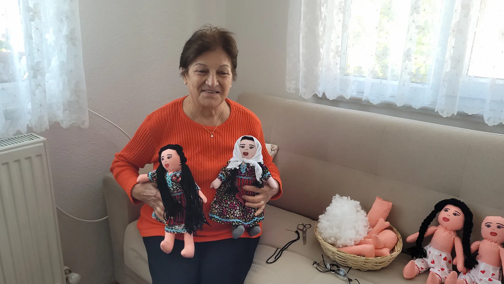 Şerife Bacı'nın hatırasını bez bebeklerle yaşatıyor
