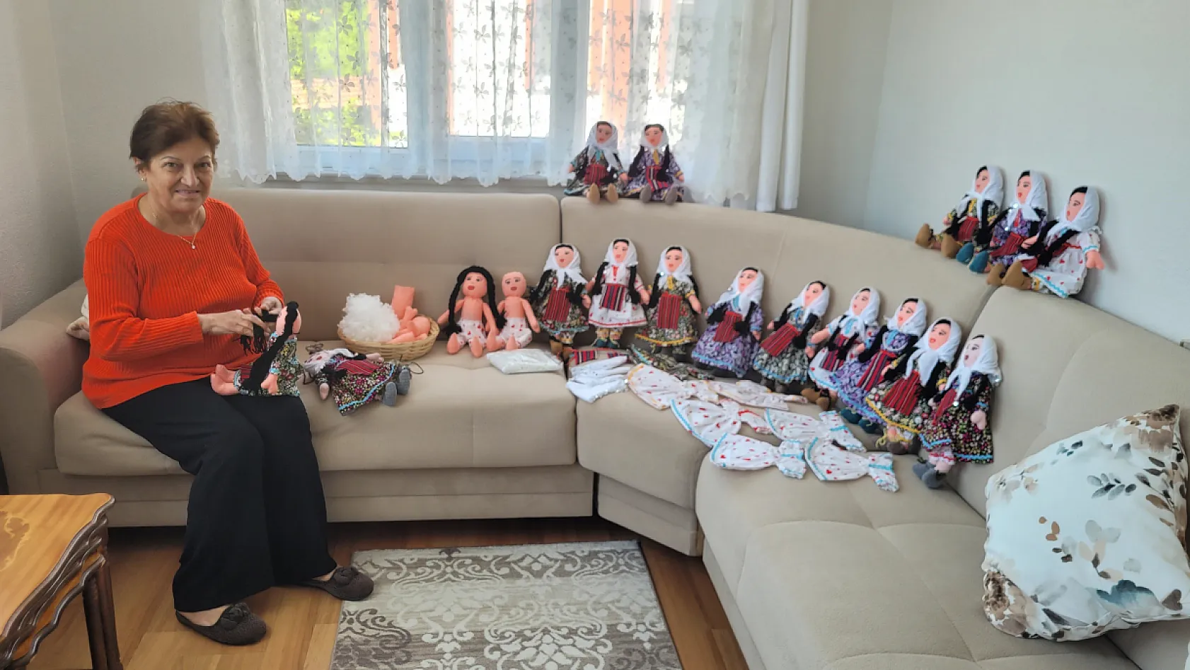 Şerife Bacı'nın hatırasını bez bebeklerle yaşatıyor