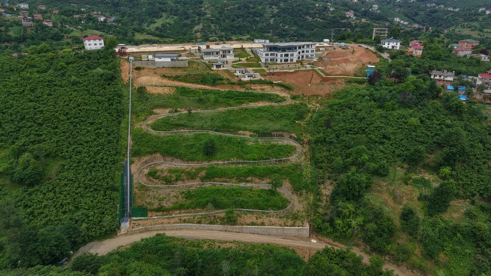 Karadeniz'de bir ilk: En uzun dağ kızağı ziyaretçilerini bekliyor