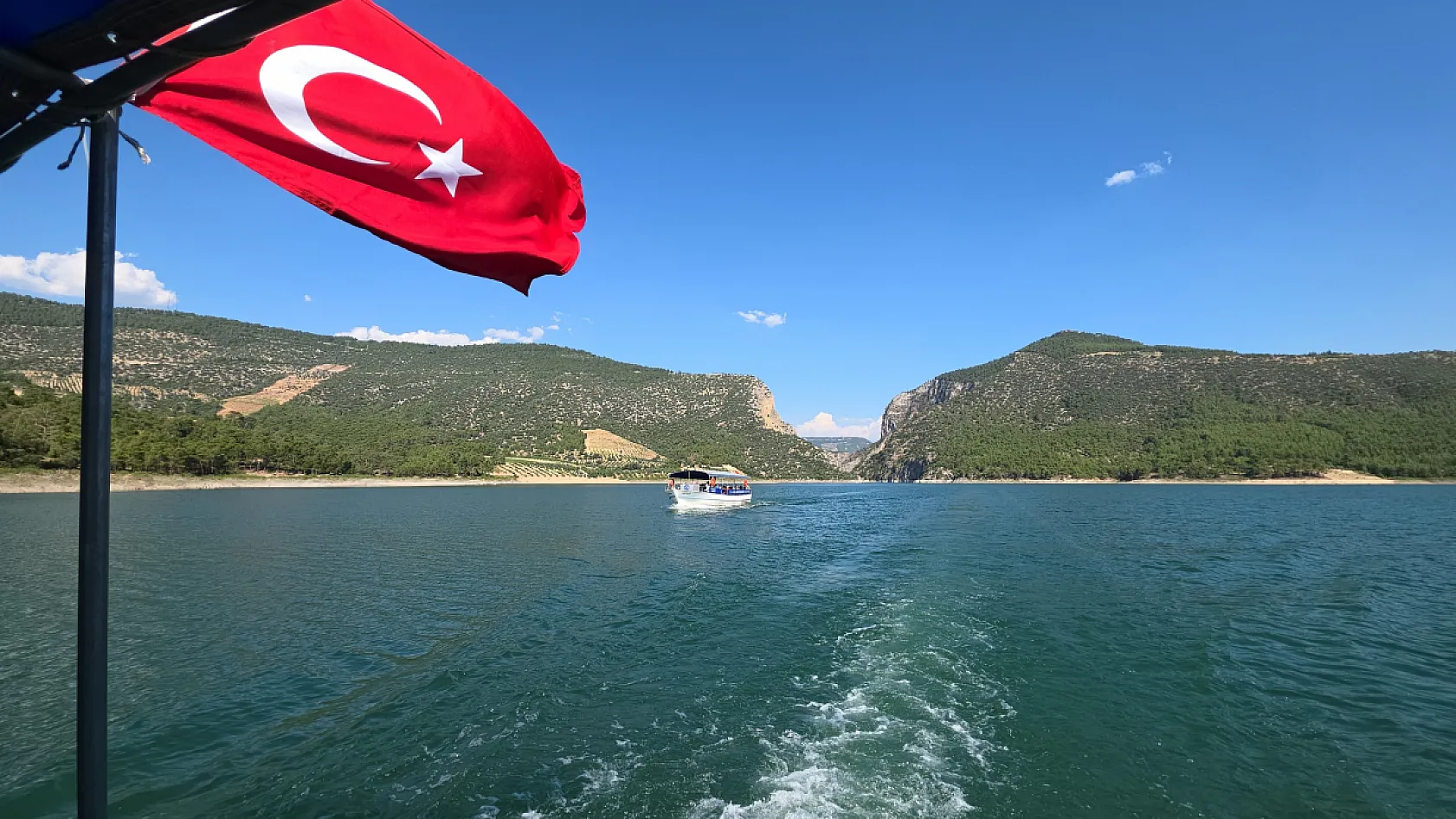 Arapapıştı Kanyonu, doğa ve tarihin iç içe geçtiği rotalar arasında öne çıkıyor