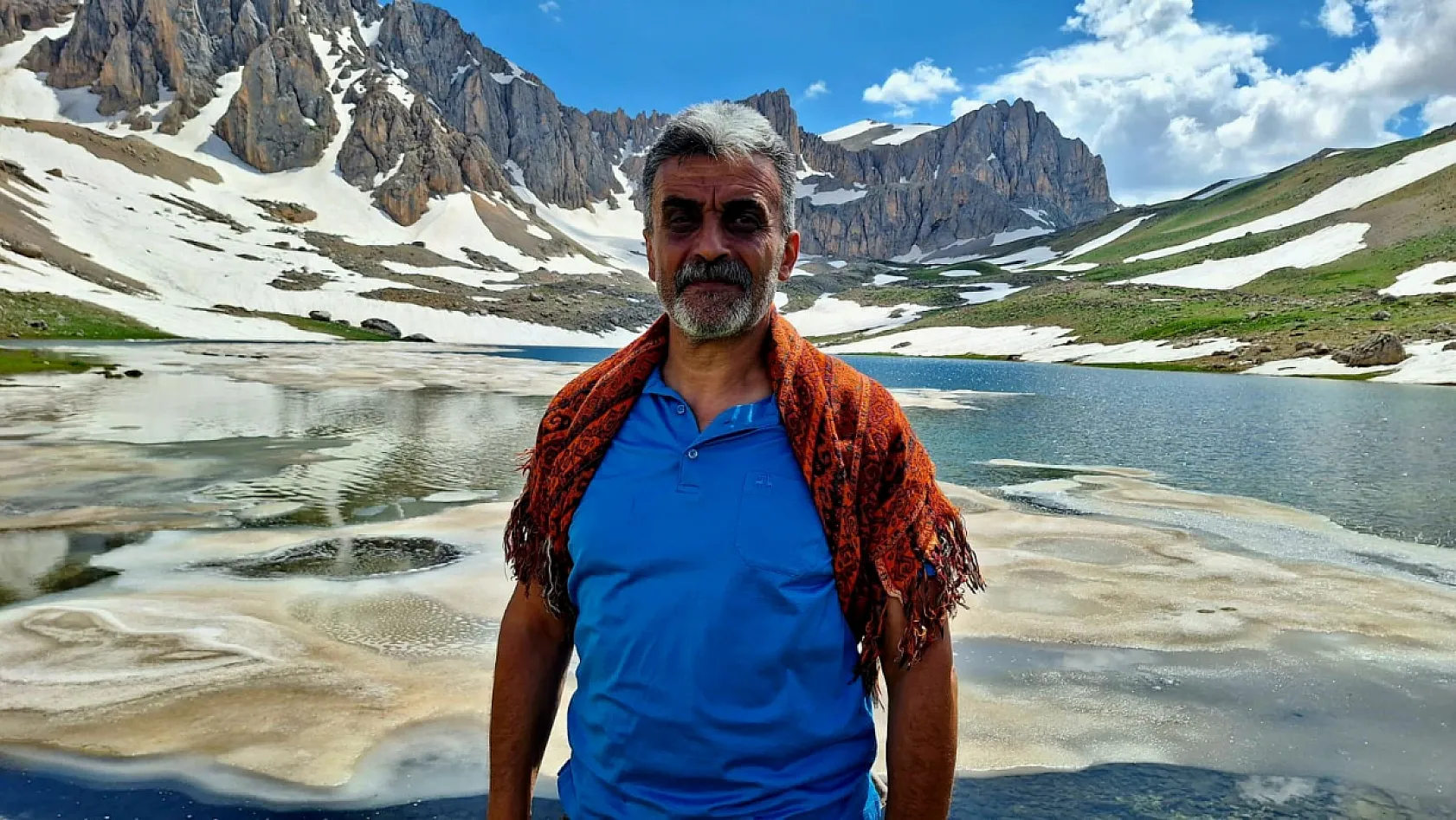 Munzur Dağları'ndaki Buzul Gölleri Yaz Sezonunda Doğaseverleri Ağırlıyor