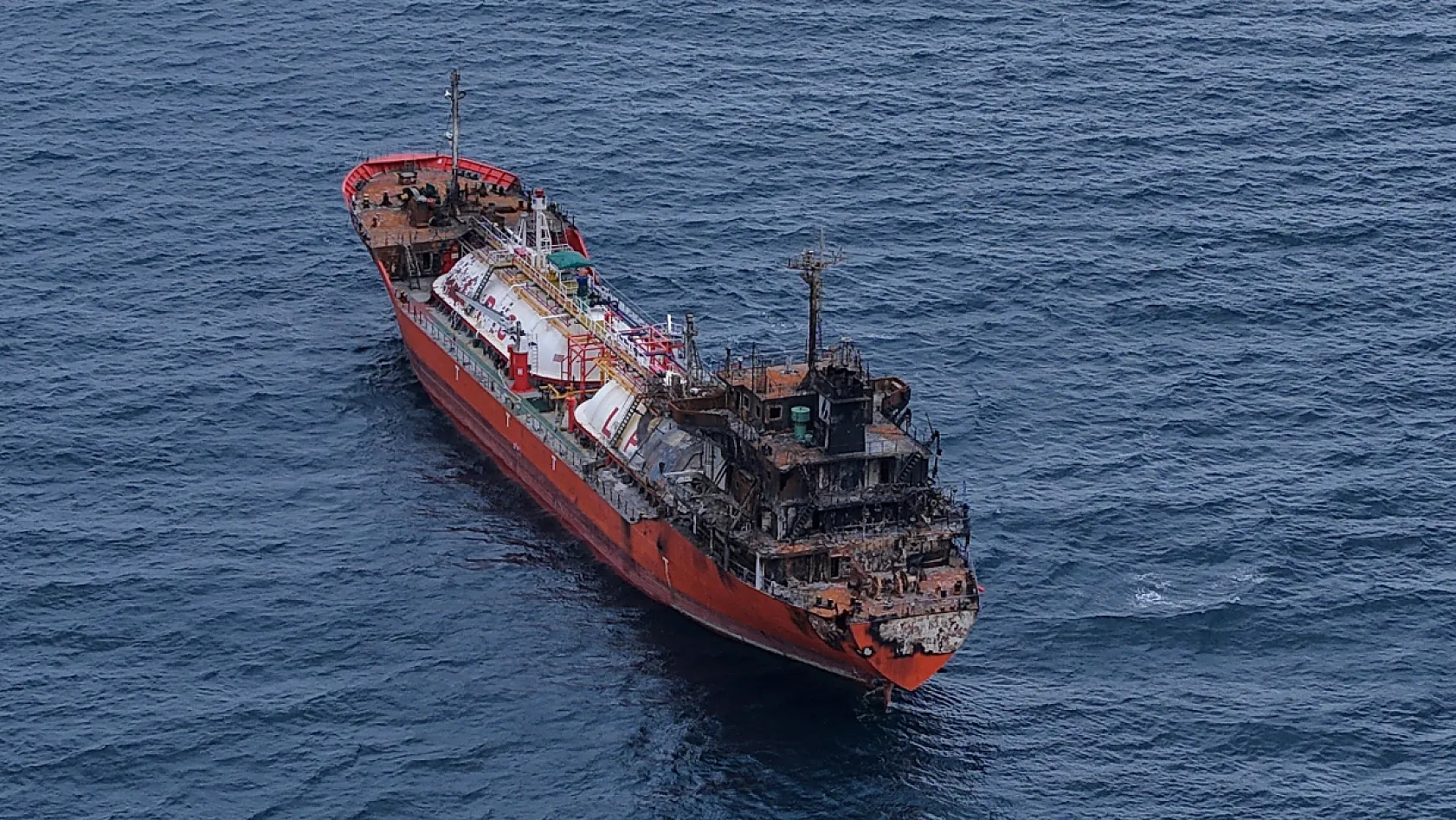 Karadeniz'de sivil gemiler dron saldırısına uğradı