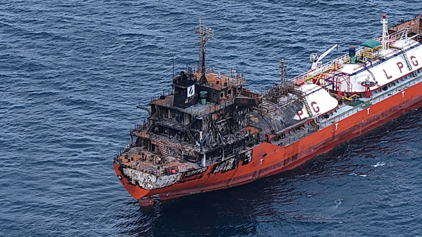Karadeniz'de sivil gemiler dron saldırısına uğradı