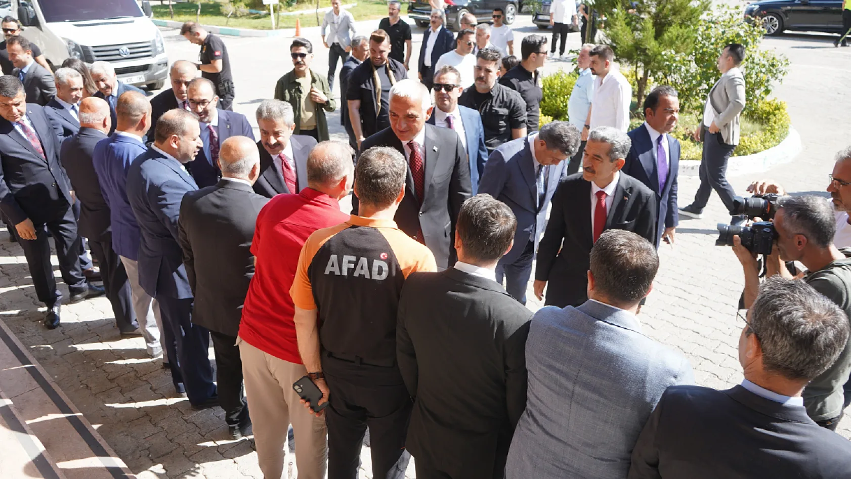 Bakan Ersoy: Kütüphaneler artık yaşam merkezlerine dönüştü