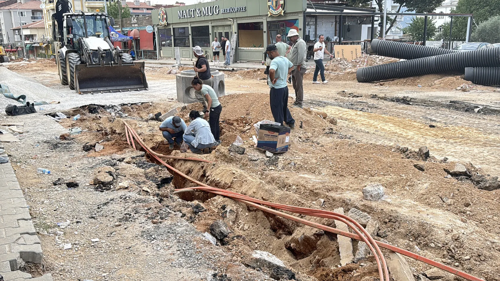 Menteşe'de kazıda mezar kalıntıları bulundu