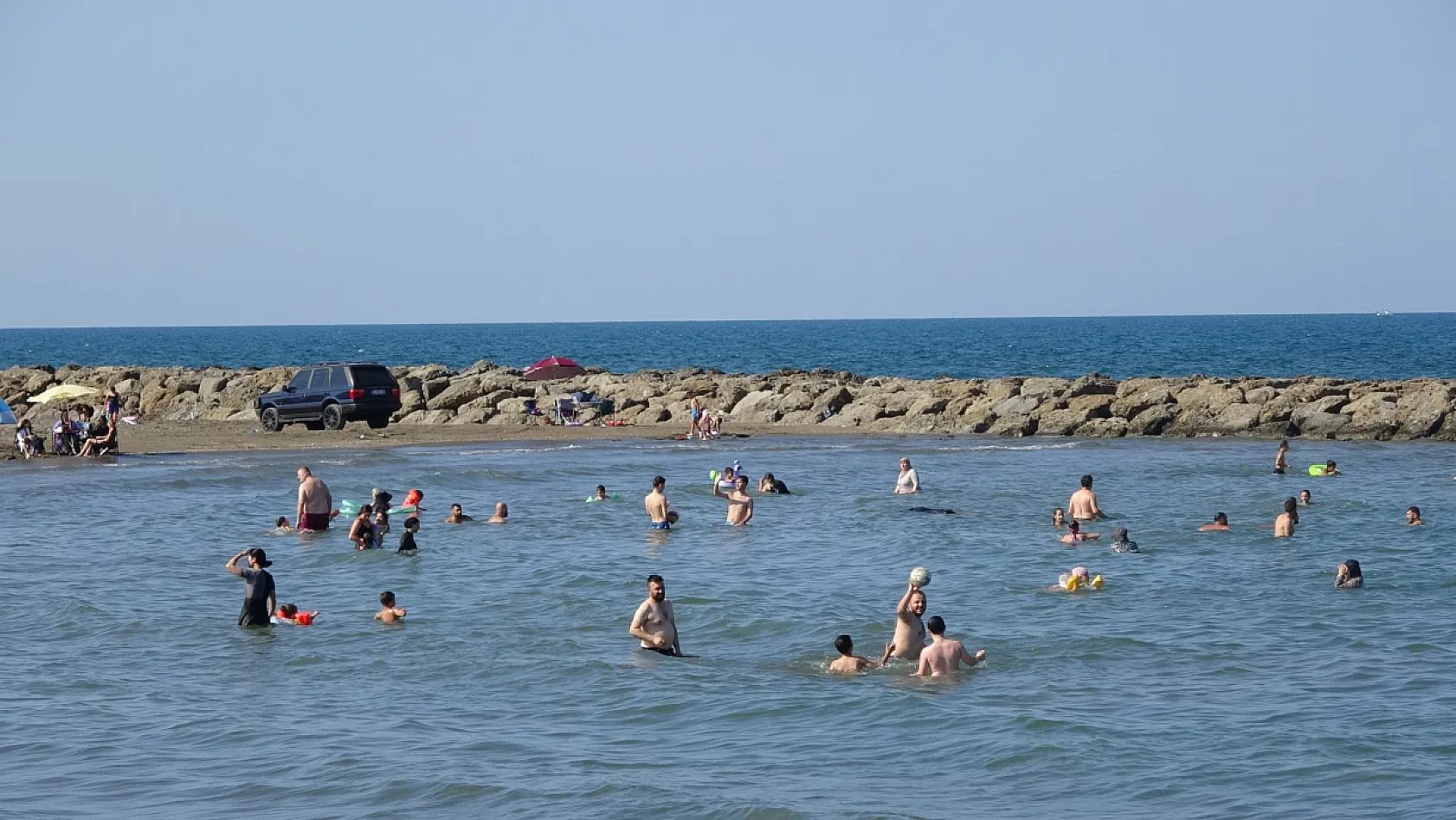 Samsun'da Ege'yi Aratmayan Görüntü: Dalgakıran Koyları Tatilcilerin Gözdesi