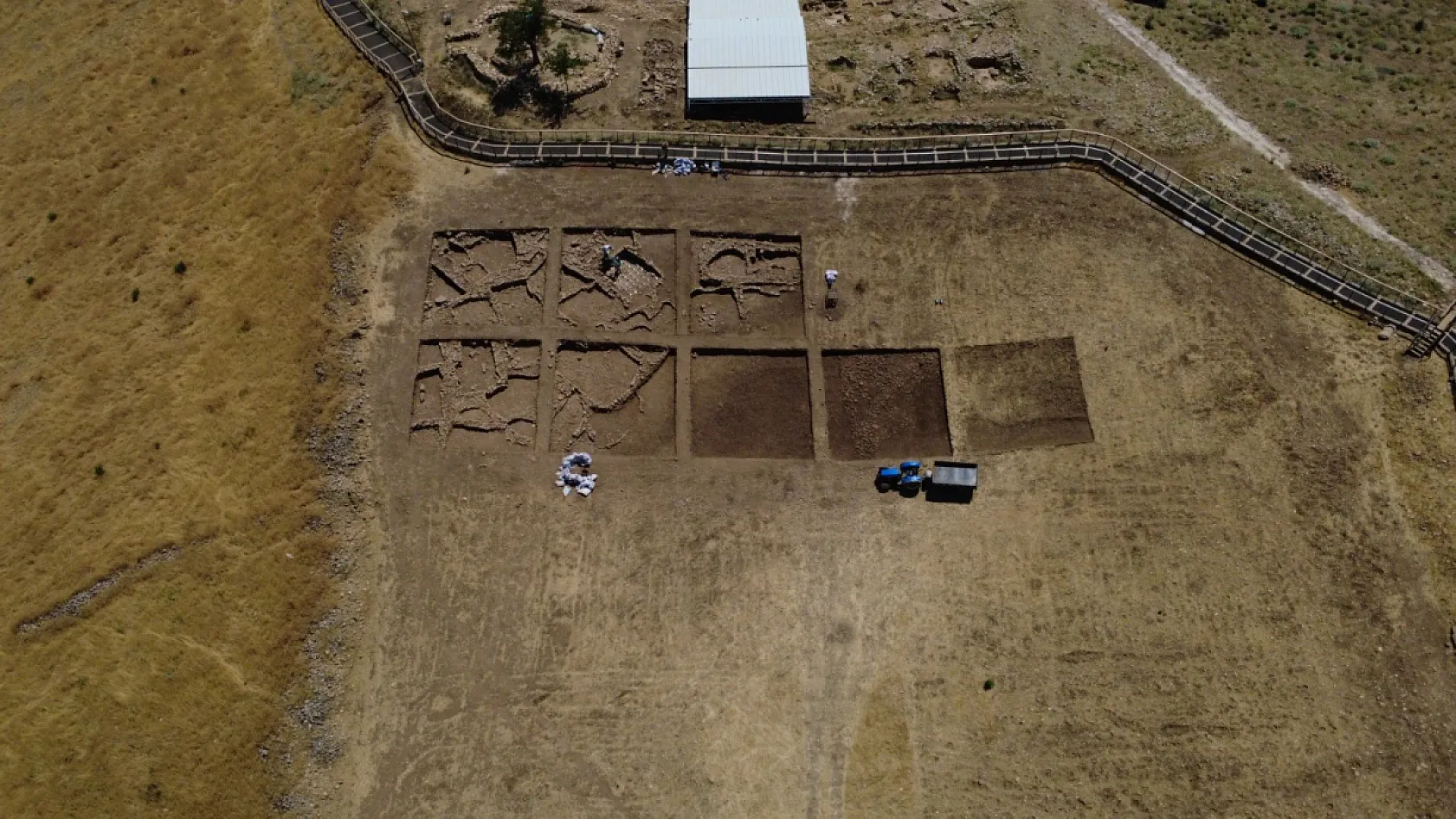 Göbeklitepe'de yeni kazı alanları açıldı