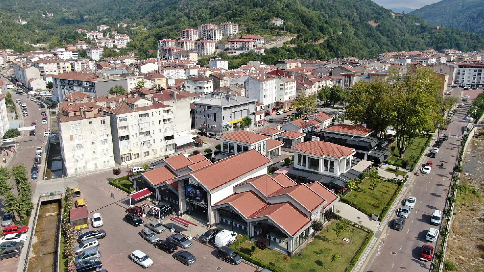 Selin ardından kendi dükkânının sahibi oldu