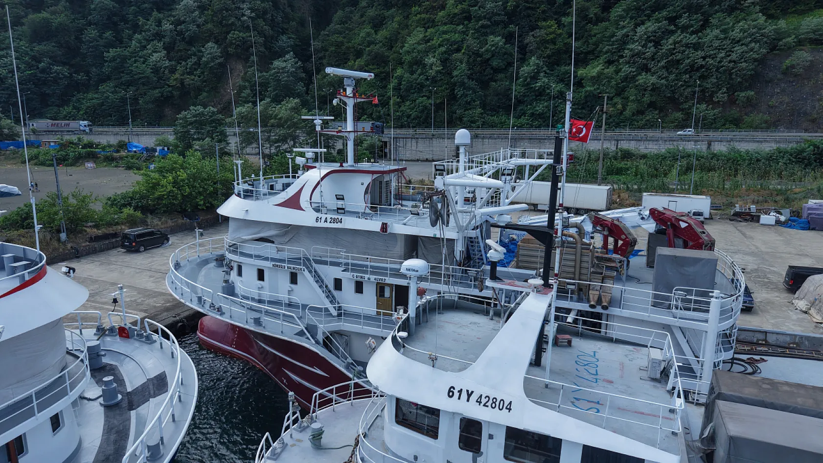 Balıkçıların yüzünü palamut güldürdü: Yeni sezon için hazırlıklar tamamlanıyor