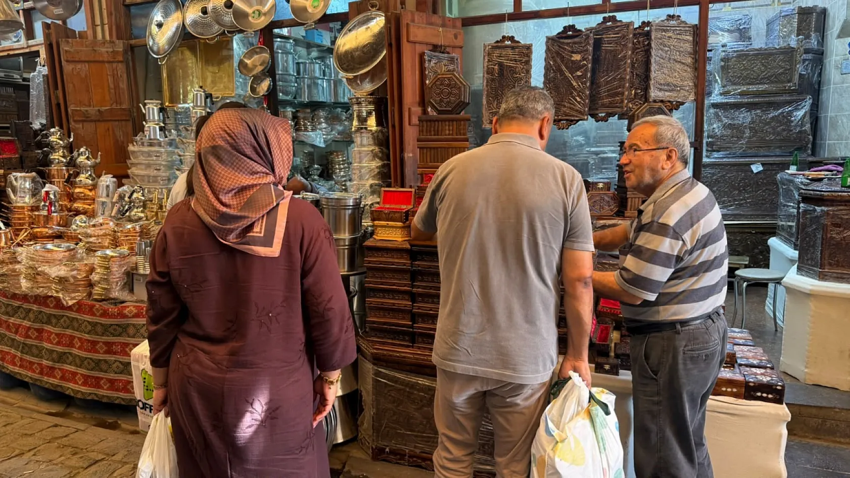 65 yıllık usta sandık geleneğini yaşatıyor