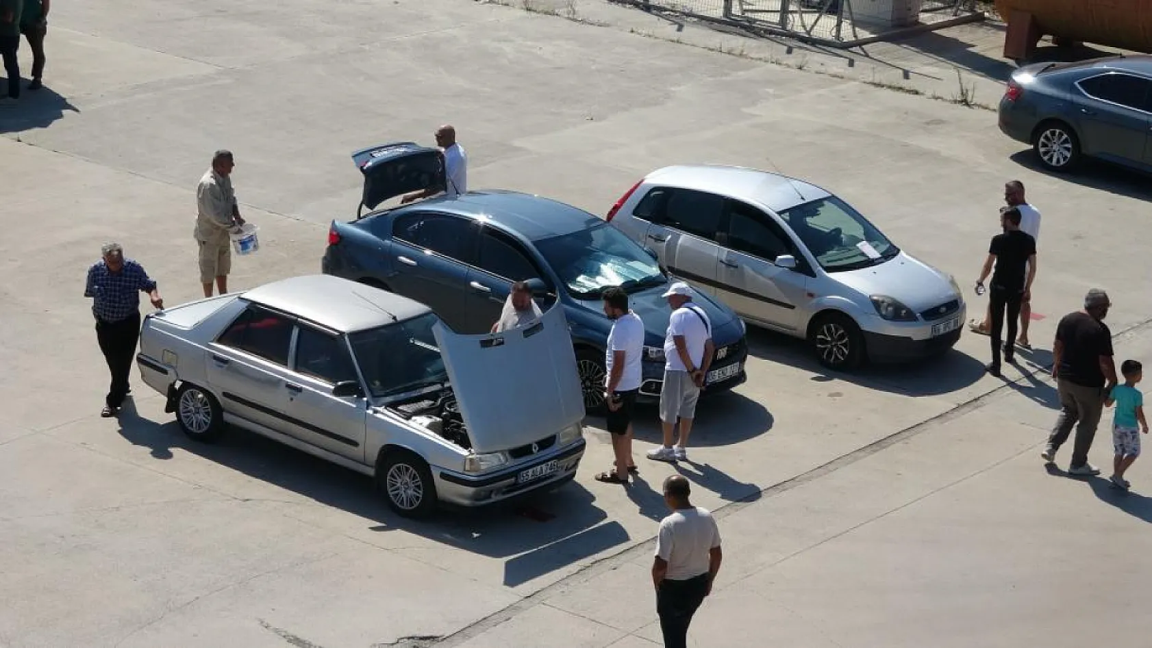 Samsun'da ikinci el otomobil piyasasında durgunluk: Alıcı da satıcı da beklemede