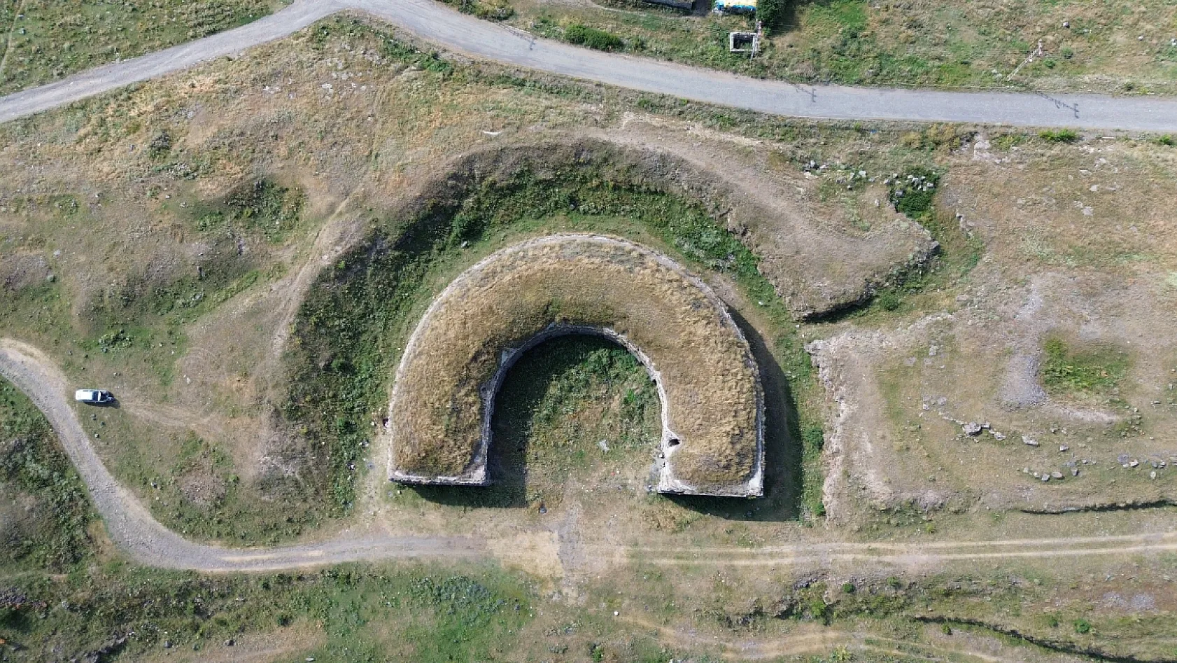 Kars'ın 200 yıllık tarihi yapısı Gemli Tabya turizme kazandırılmayı bekliyor