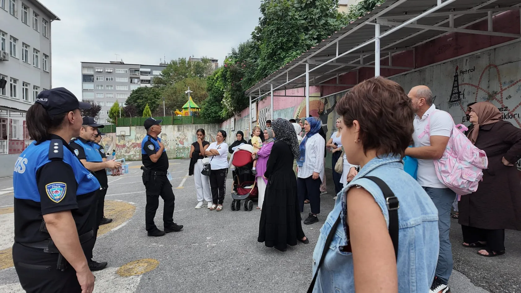 Samsun'da okul çevrelerinde güvenlik seferberliği
