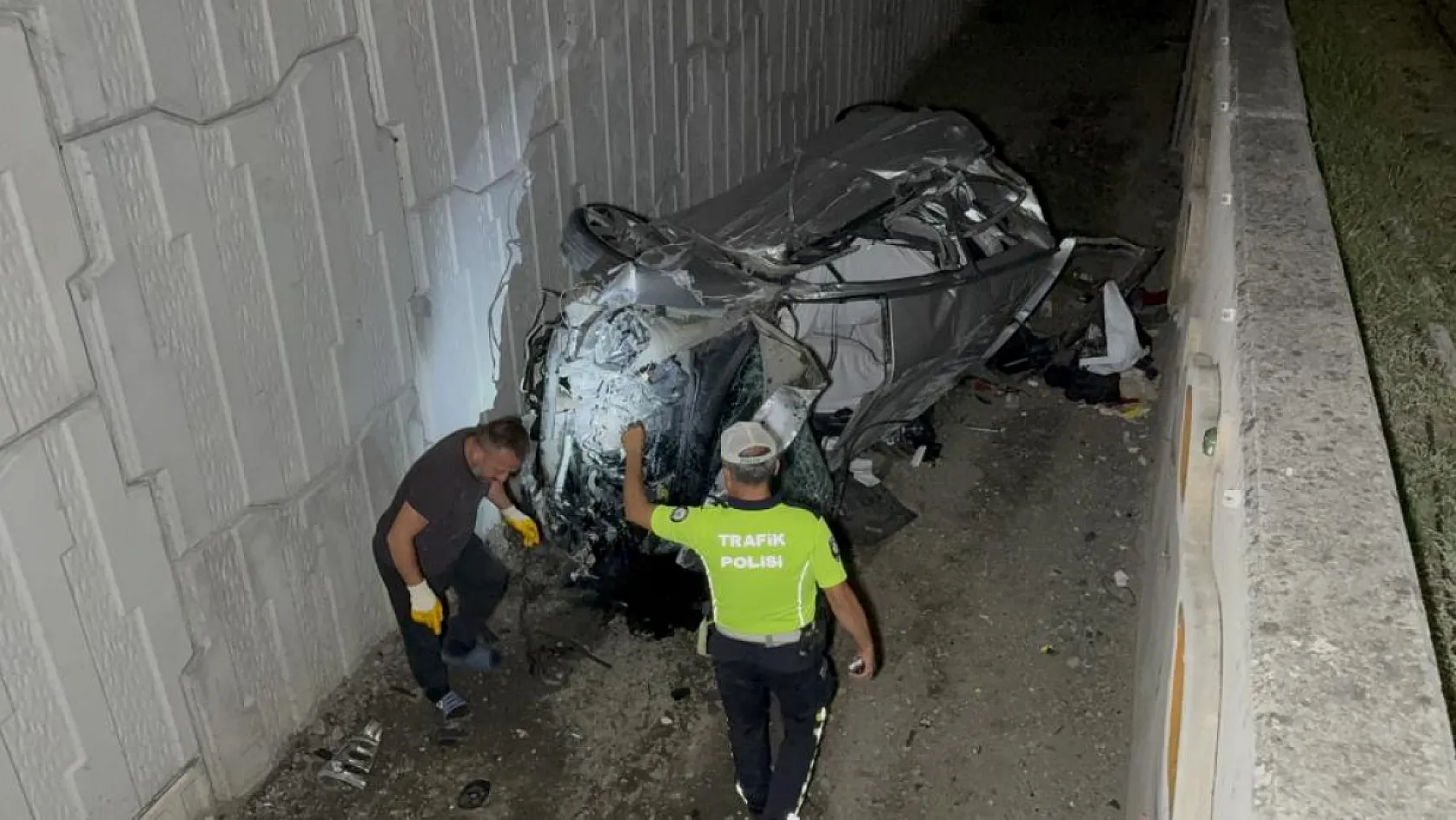 Samsun'da otomobil takla attı: 2 yaralı