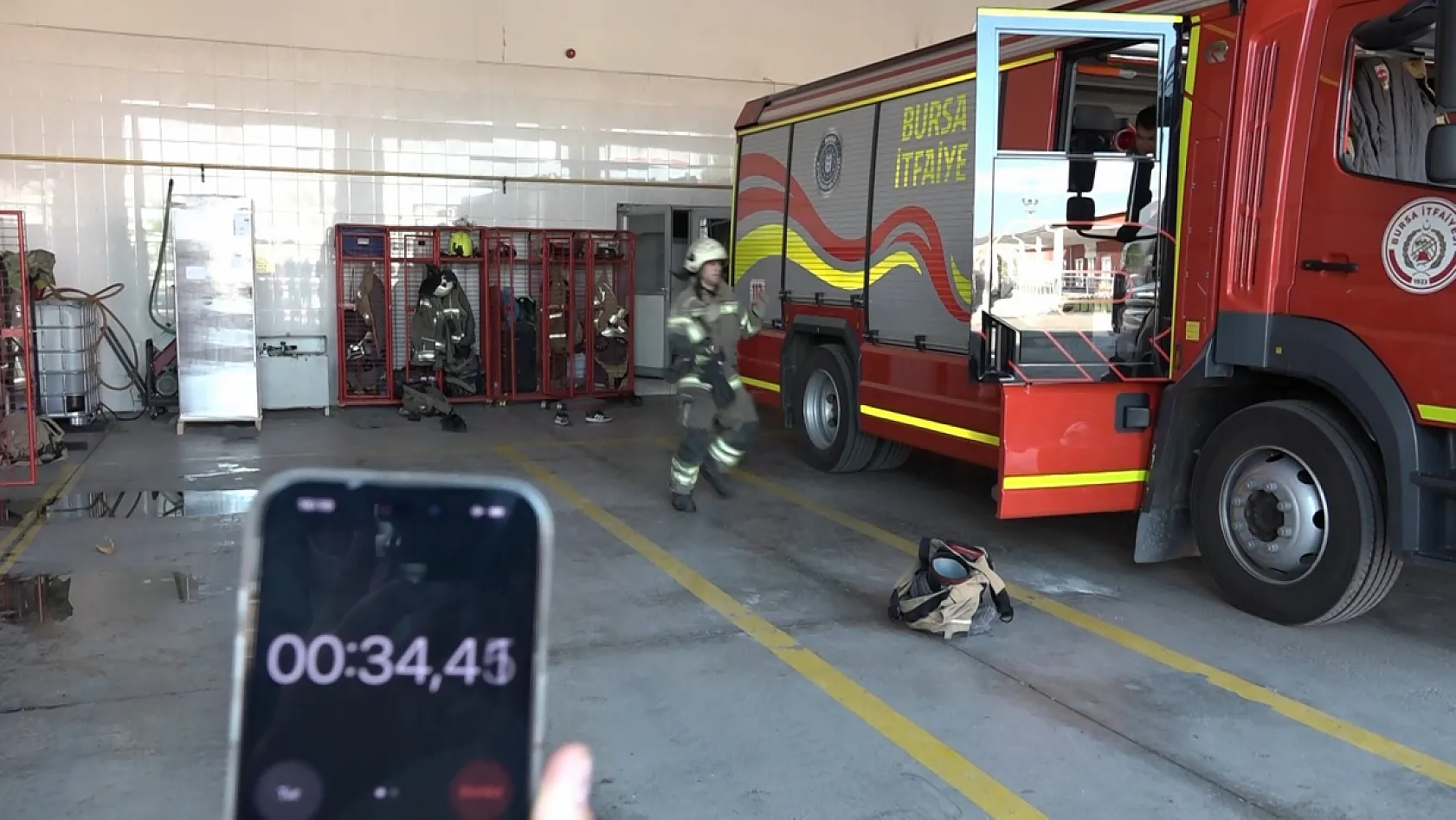 148 itfaiyeci adayı zorlu eğitimden geçiyor