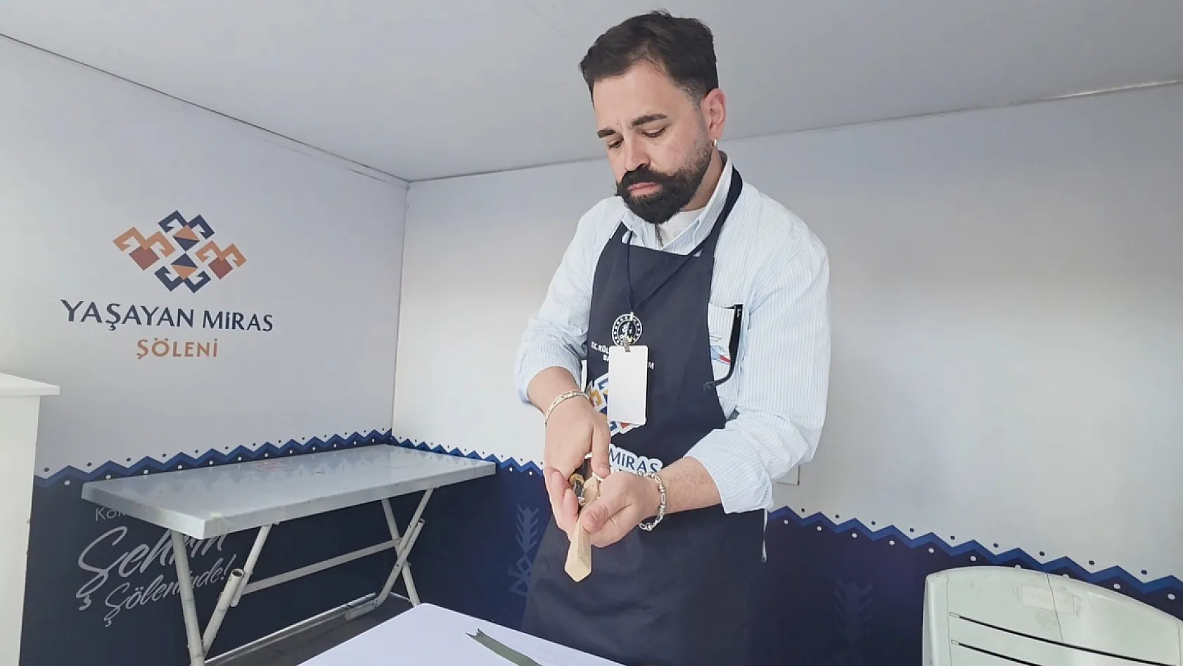 Ahşap kaşığa modern dokunuş