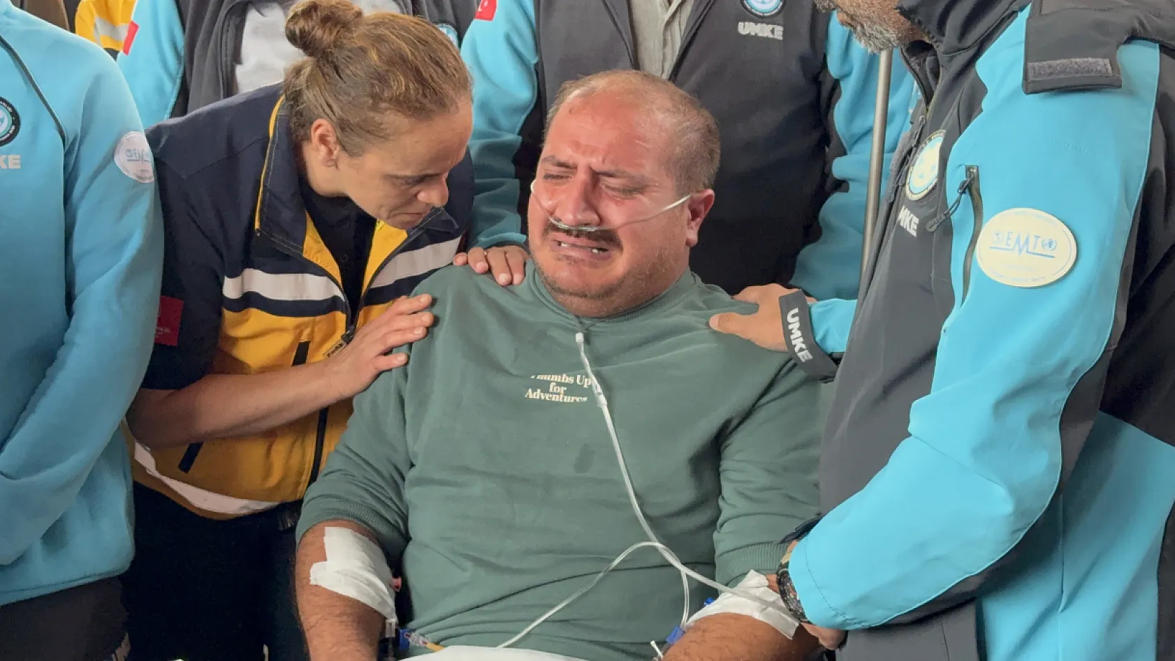 Hayatını kaybeden UMKE hemşiresi gözyaşlarıyla uğurlandı