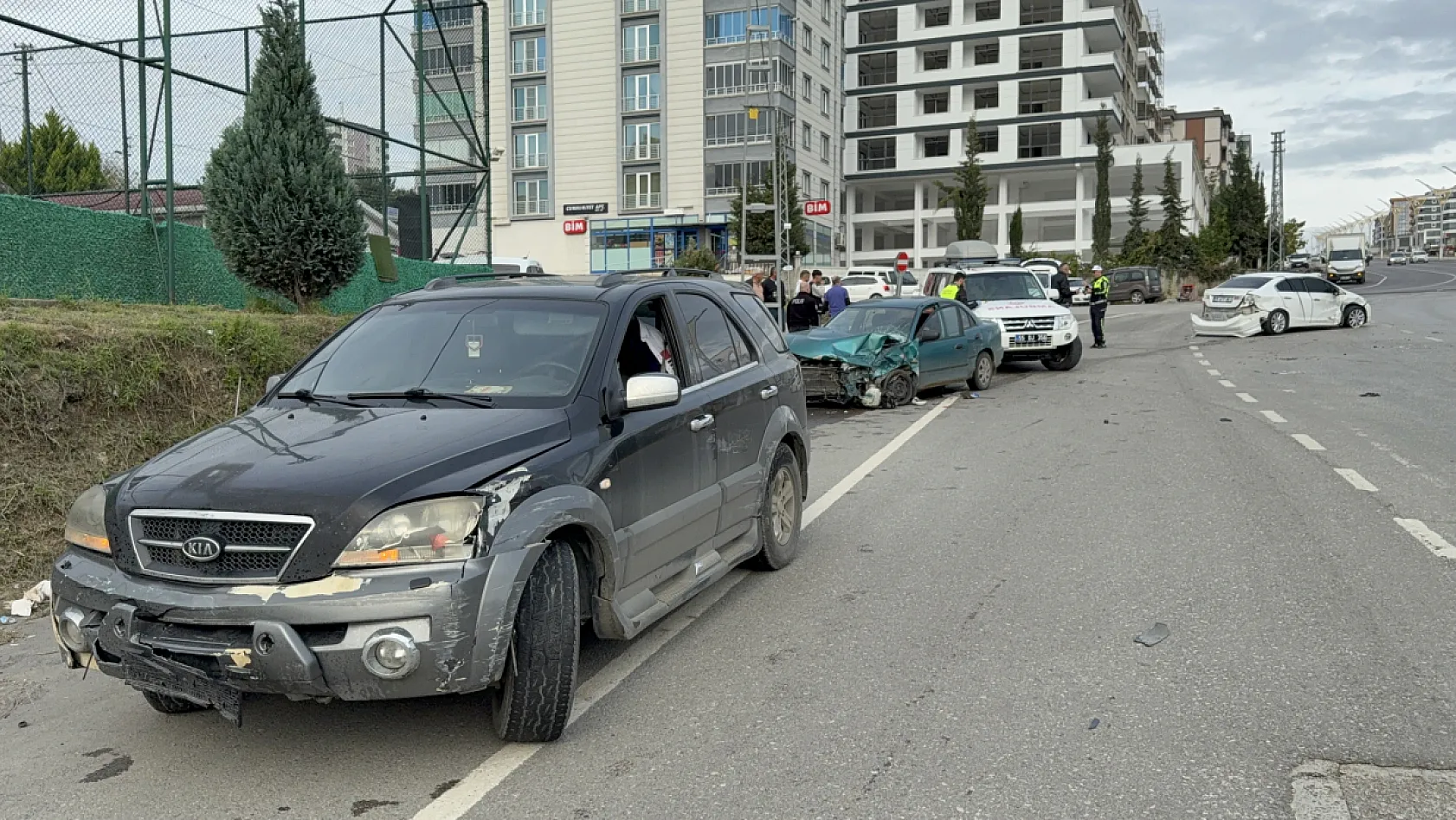 İlkadım'da zincirleme kaza: 2 kişi yaralandı