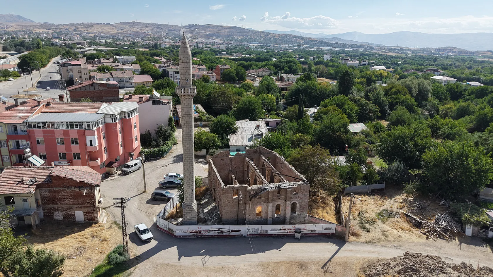 300 yıllık cami 6 yıldır restorasyon bekliyor