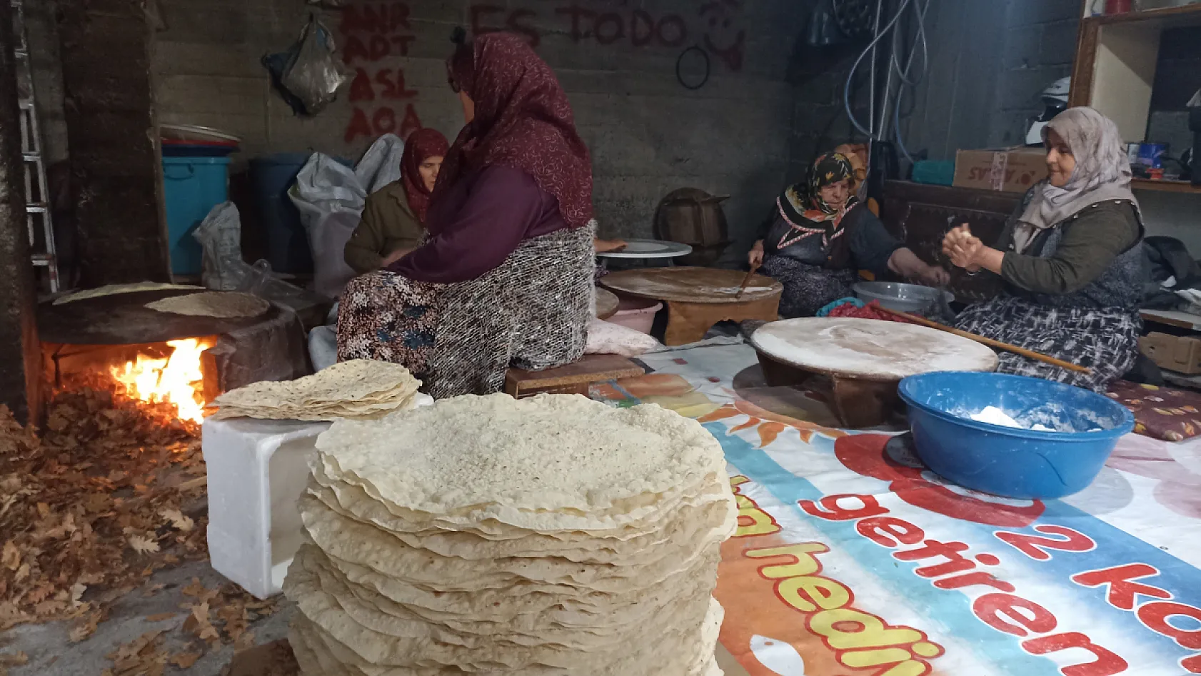 Samsun'da kadınlar imece usulüyle yufka geleneğini yaşatıyor