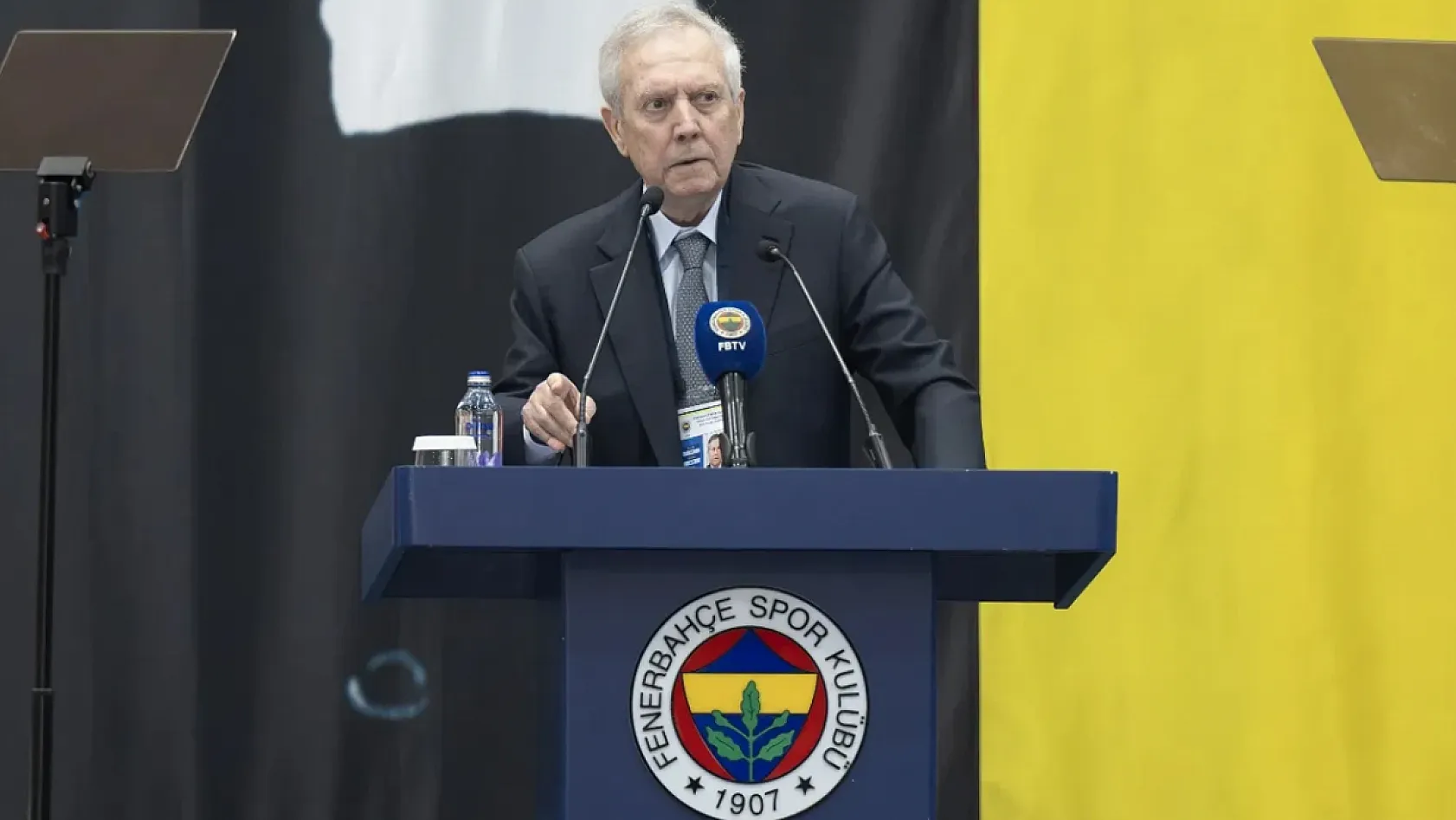 Fenerbahçe'de Aziz Yıldırım Bombası! Adaylık Kararı Aldı, İşte Anlaştığı Teknik Direktör
