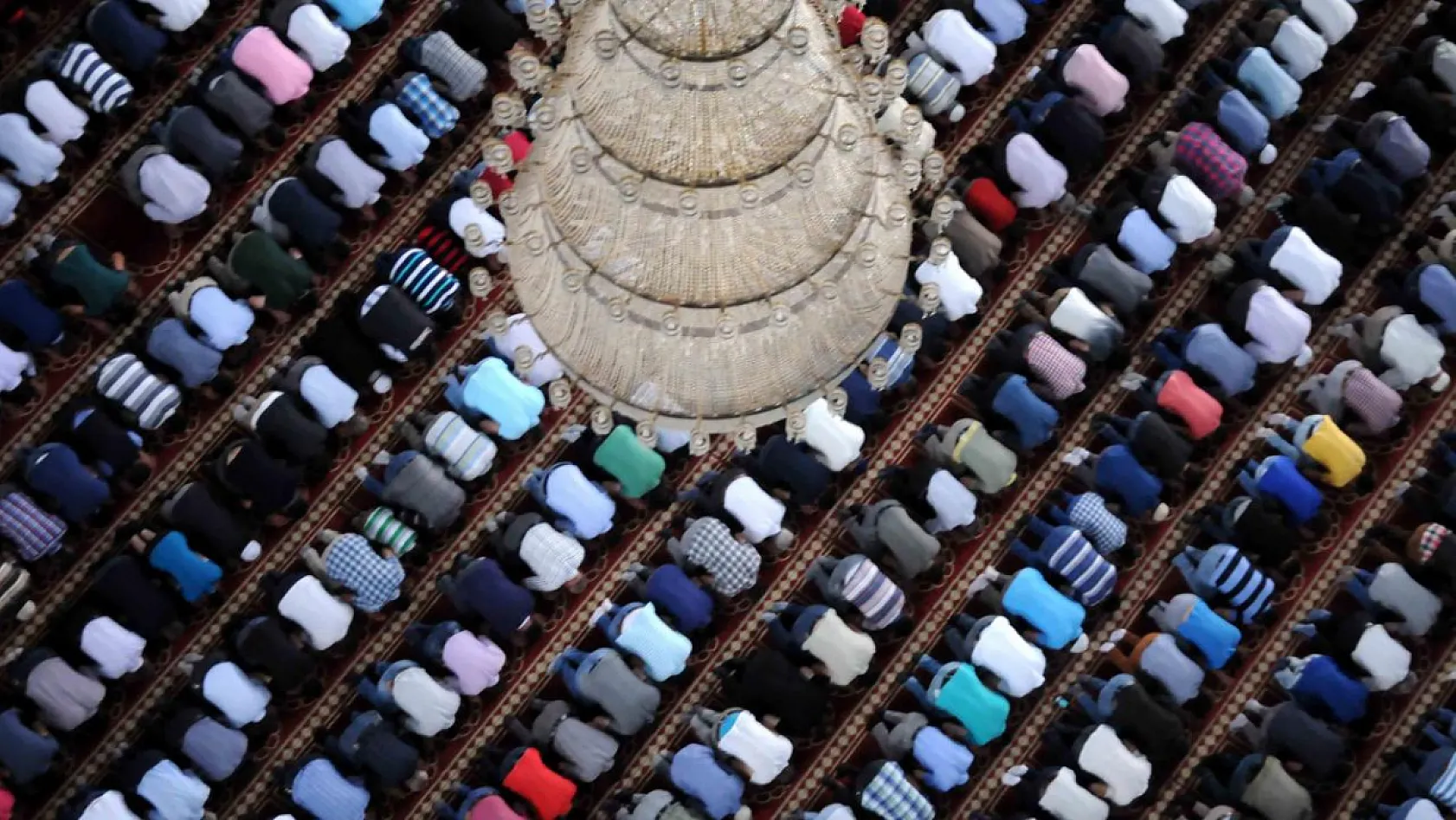 2026 Kadir Gecesi ne zaman, hangi gün? Diyanet açıkladı! Kadir Gecesi'nde neler yapılmalı?
