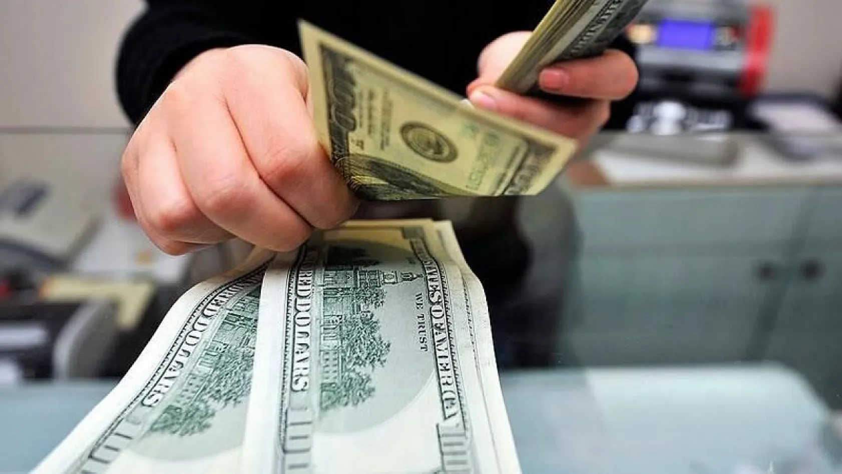 Döviz piyasasında son durum: Dolar ve Euro kaç TL oldu?