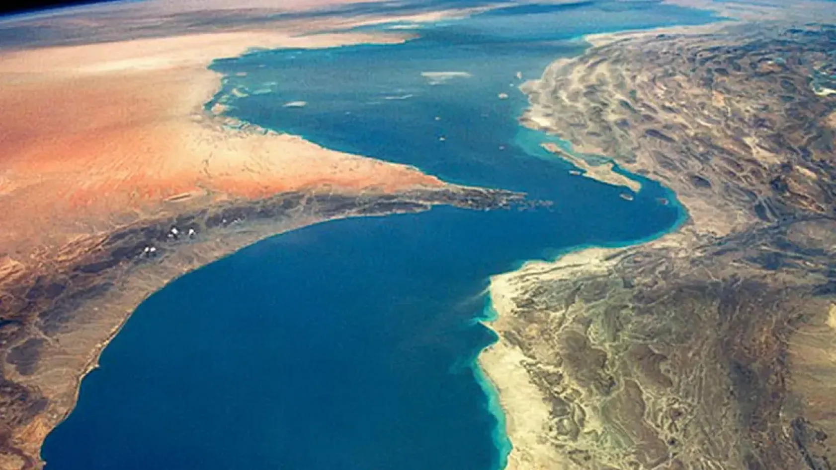Dünya Nefesini Tuttu: İran'dan Hürmüz Boğazı Hamlesi! Petrol Krizi Kapıda mı?