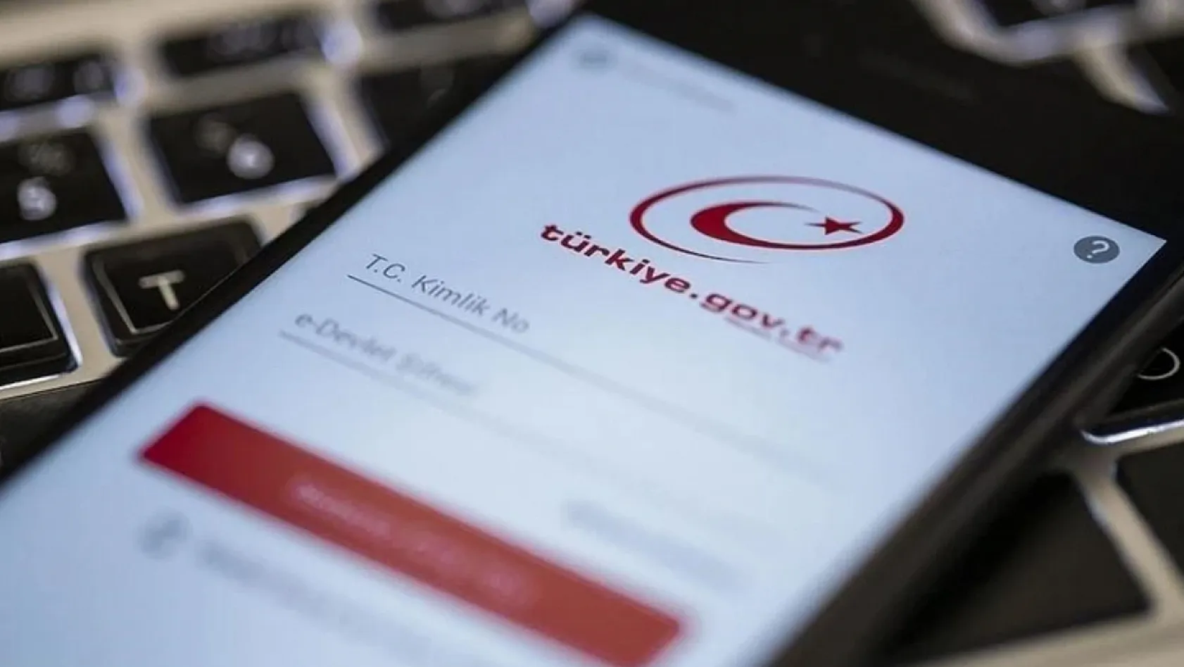 E-Devlet Çöktü mü 24 Mart 2026? Giriş Hatası Neden Veriyor, Ne Zaman Düzelecek?