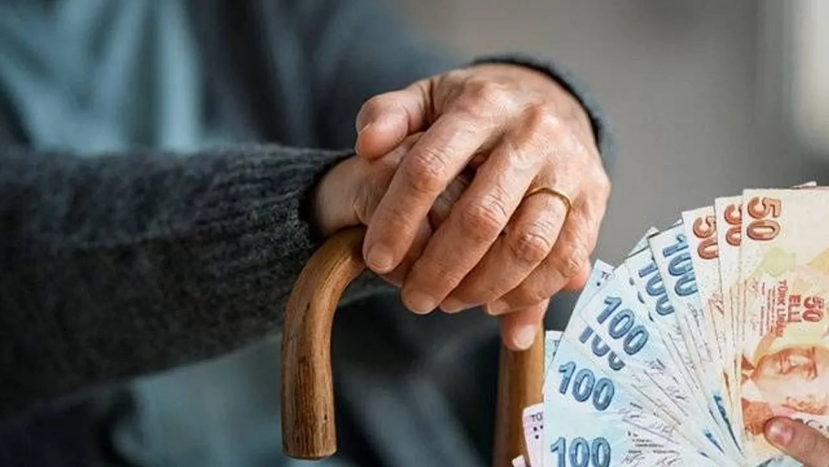 Zamlı emekli maaşları için tarih belli oldu! İşte zamlı maaşların yatacağı tarih