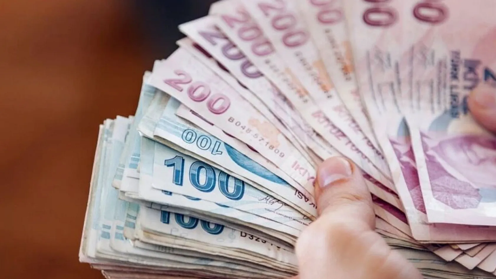 Emekli maaş promosyonu 2026: Bankalar yarışı kızıştırdı, ödemeler 31 bin TL'ye dayandı
