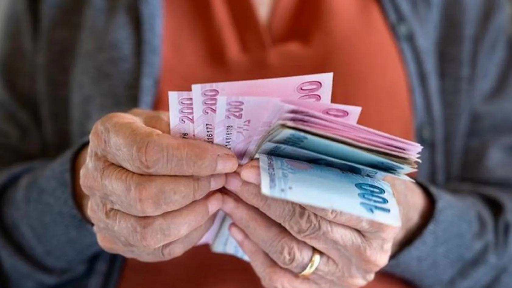 4.000 TL Emekli Bayram İkramiyesi Yattı mı? Mart 2026 Ödeme Takvimi