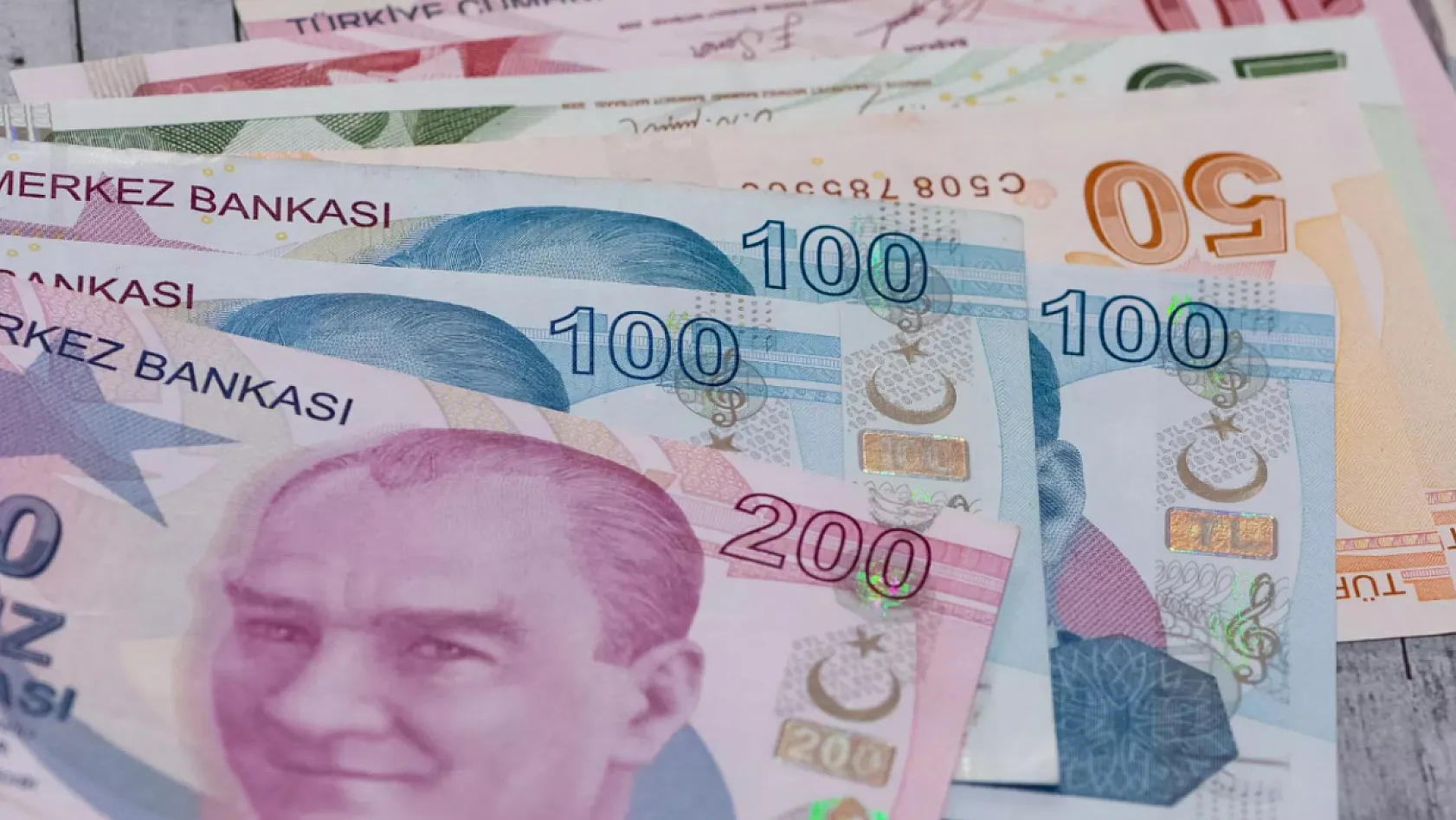 Temmuz Zammı İçin Geri Sayım Başladı! En Düşük Emekli Maaşı Ne Kadar Olacak?
