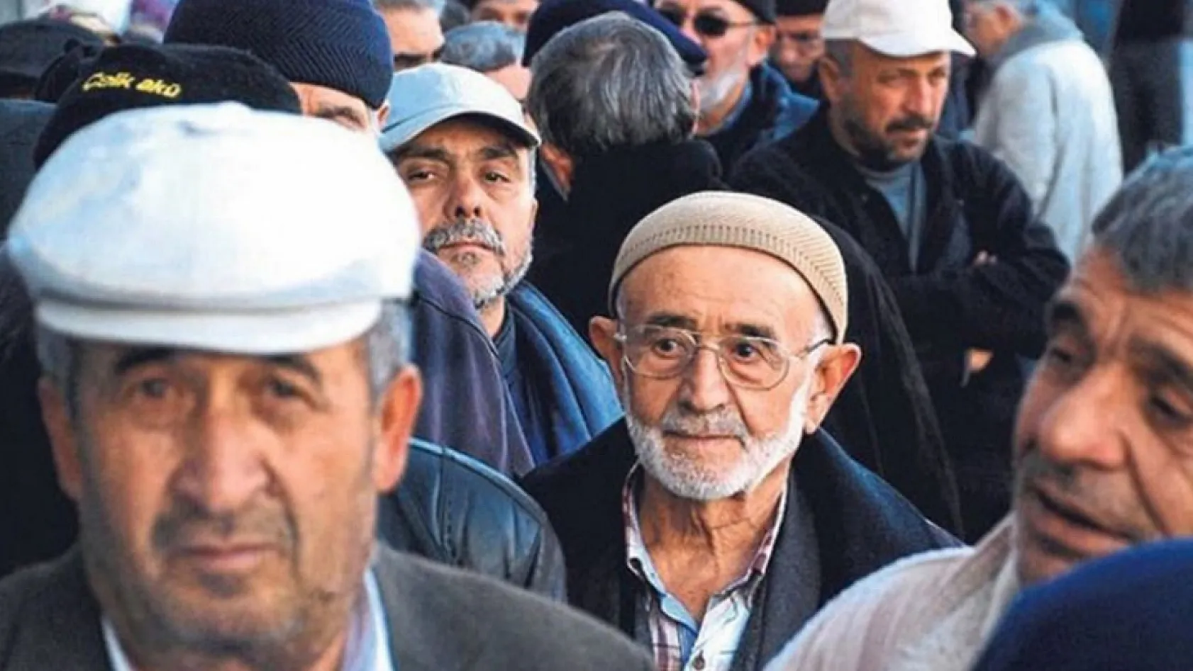 4500 Günle Emeklilikte Gizli Engel! Özgür Erdursun'dan 25 Yıl Uyarısı