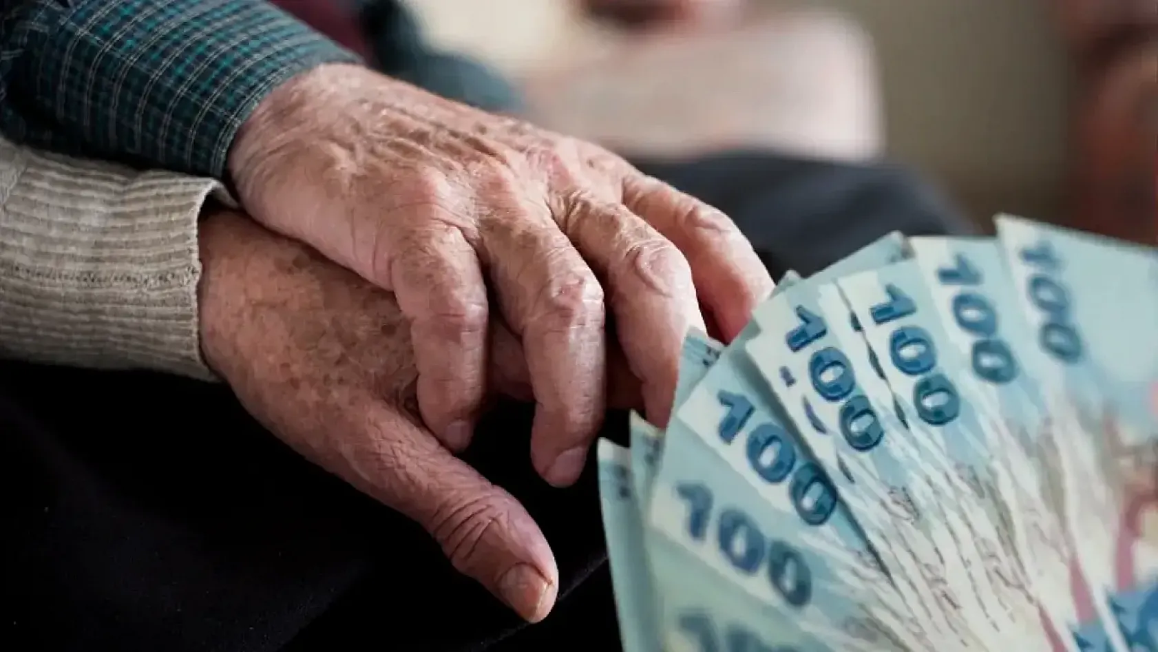 Kademeli emeklilik beklentisi sürüyor: Gözler yeni düzenleme iddialarında