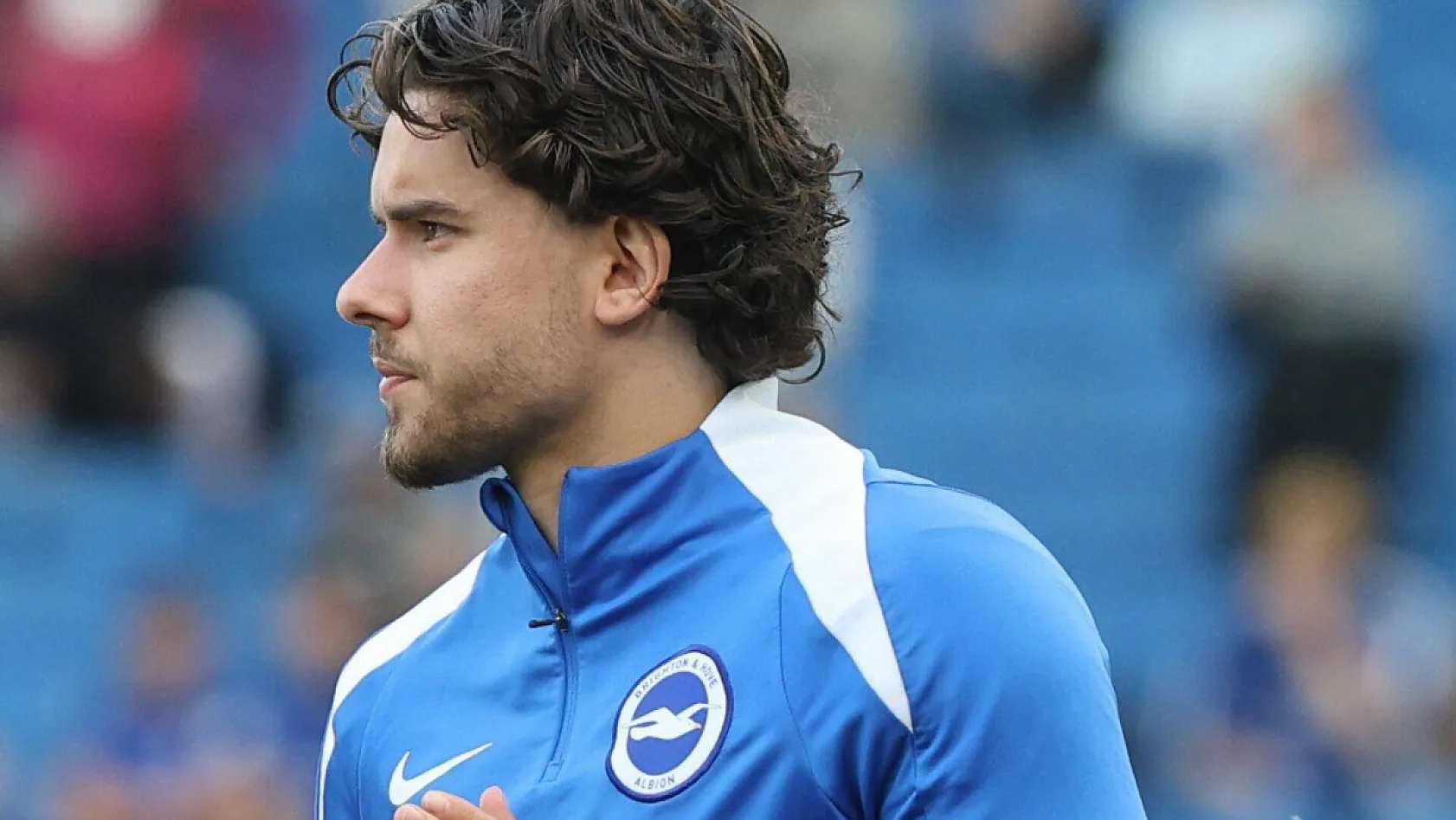 Ferdi Kadıoğlu İngiltere'yi Salladı! Brighton'da Yılın Oyuncusu Seçildi