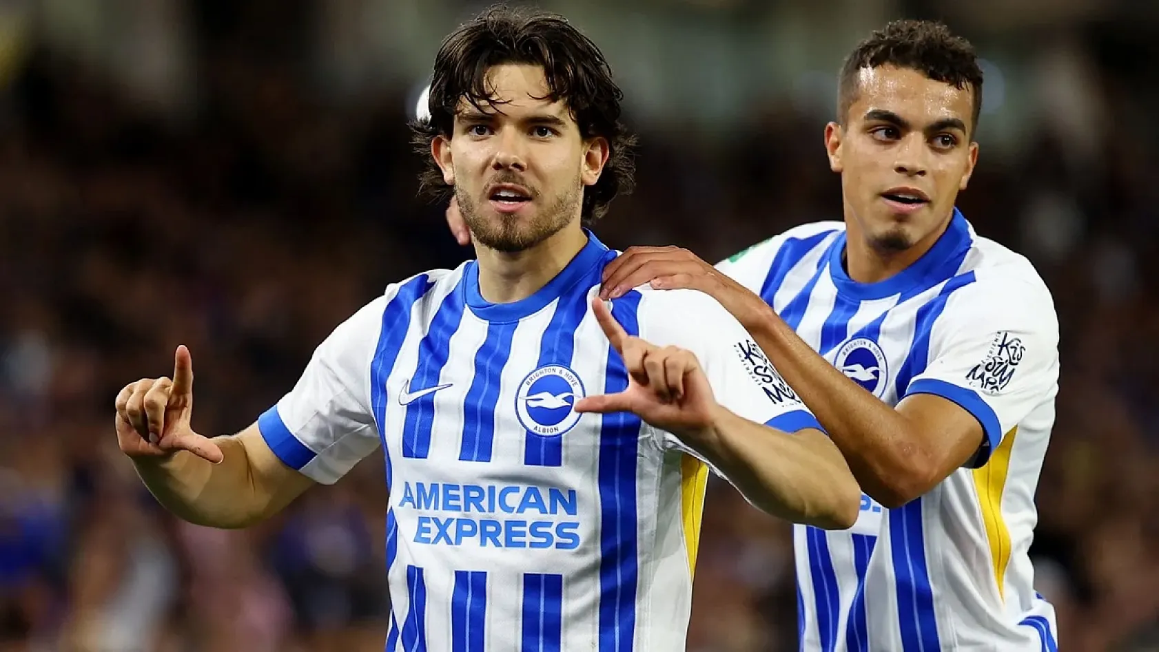 Ferdi Kadıoğlu İngiltere'yi Salladı! Brighton'da Yılın Oyuncusu Seçildi