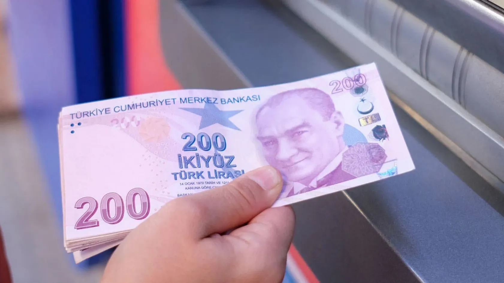 Emekliye bayram öncesi müjde! İkramiye için masadaki 3 sürpriz rakam belli oldu