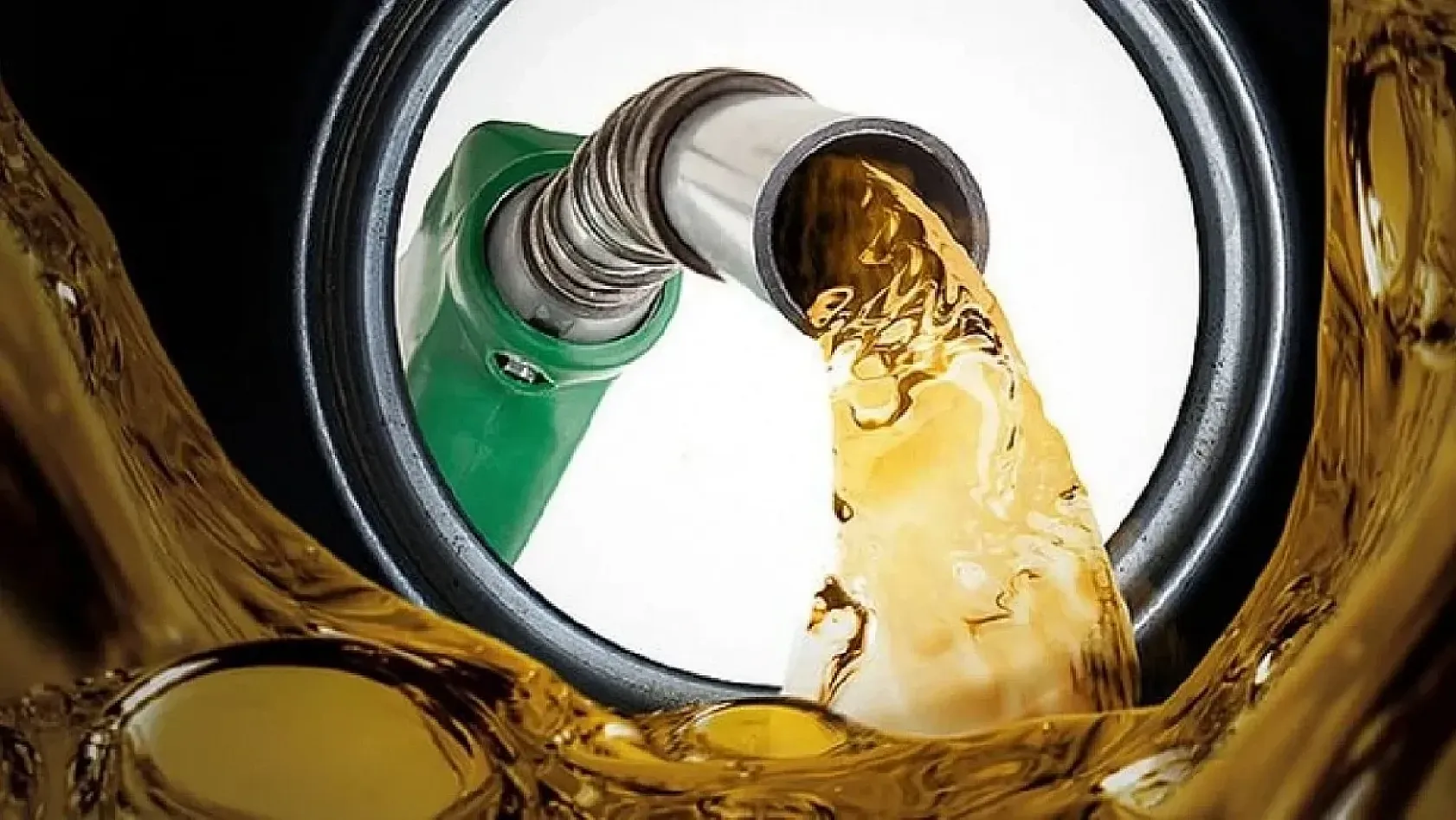 ABD, 2026 petrol fiyatı tahminini aşağı yönlü revize etti