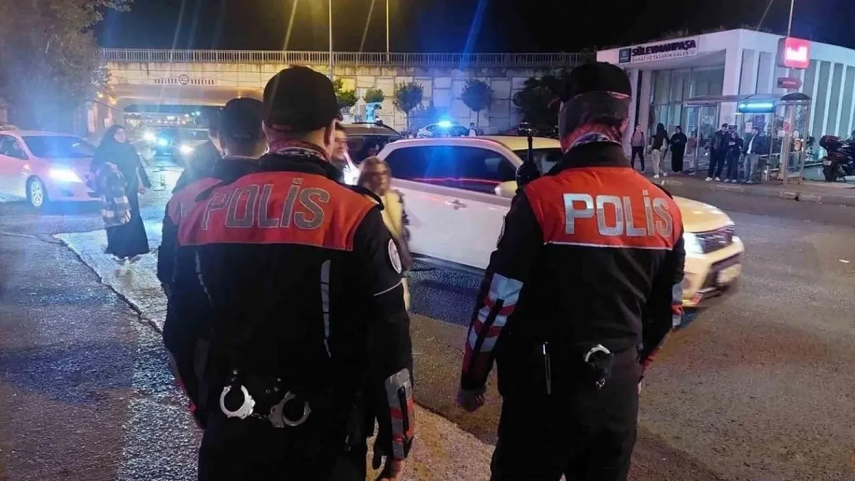 Araç içi ekranlarda '21.000 TL' dönemi: Neler yasak, neler serbest?